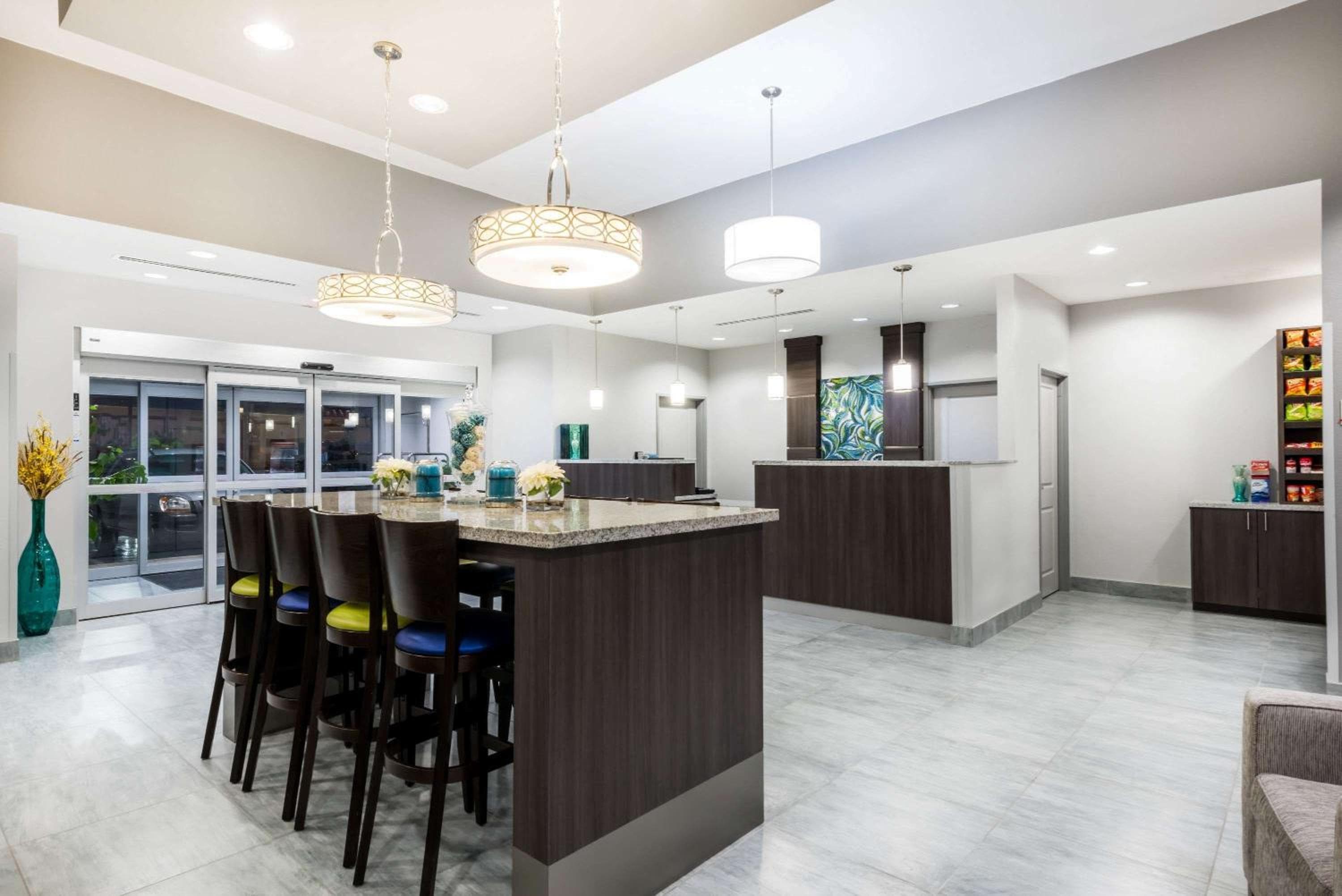 Hawthorn Extended Stay by Wyndham Midland, Midland, photo 5