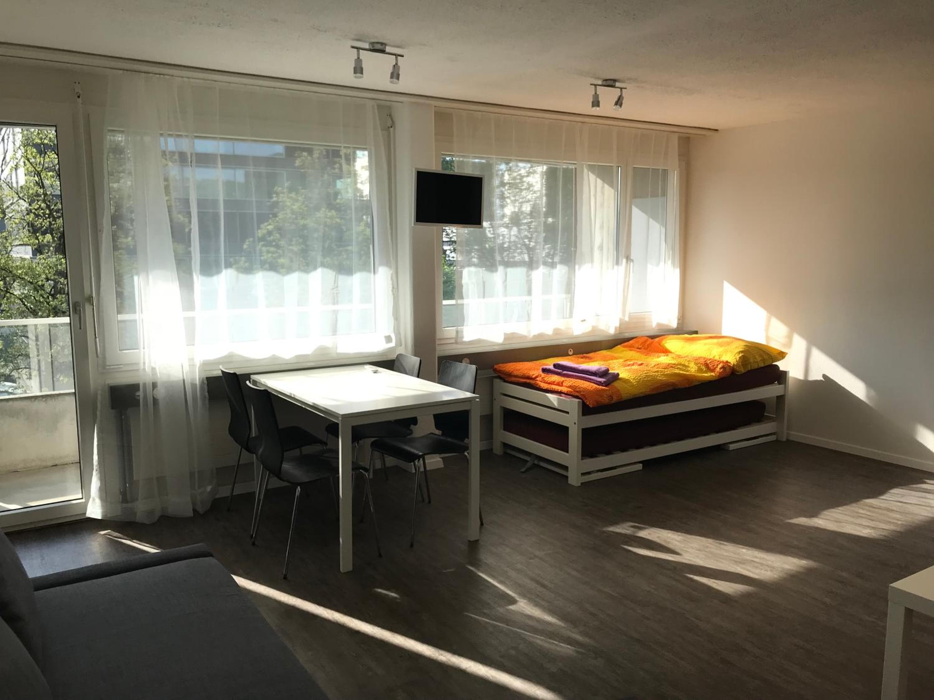 Anstatthotel Zug - app self-check-in, Zug
