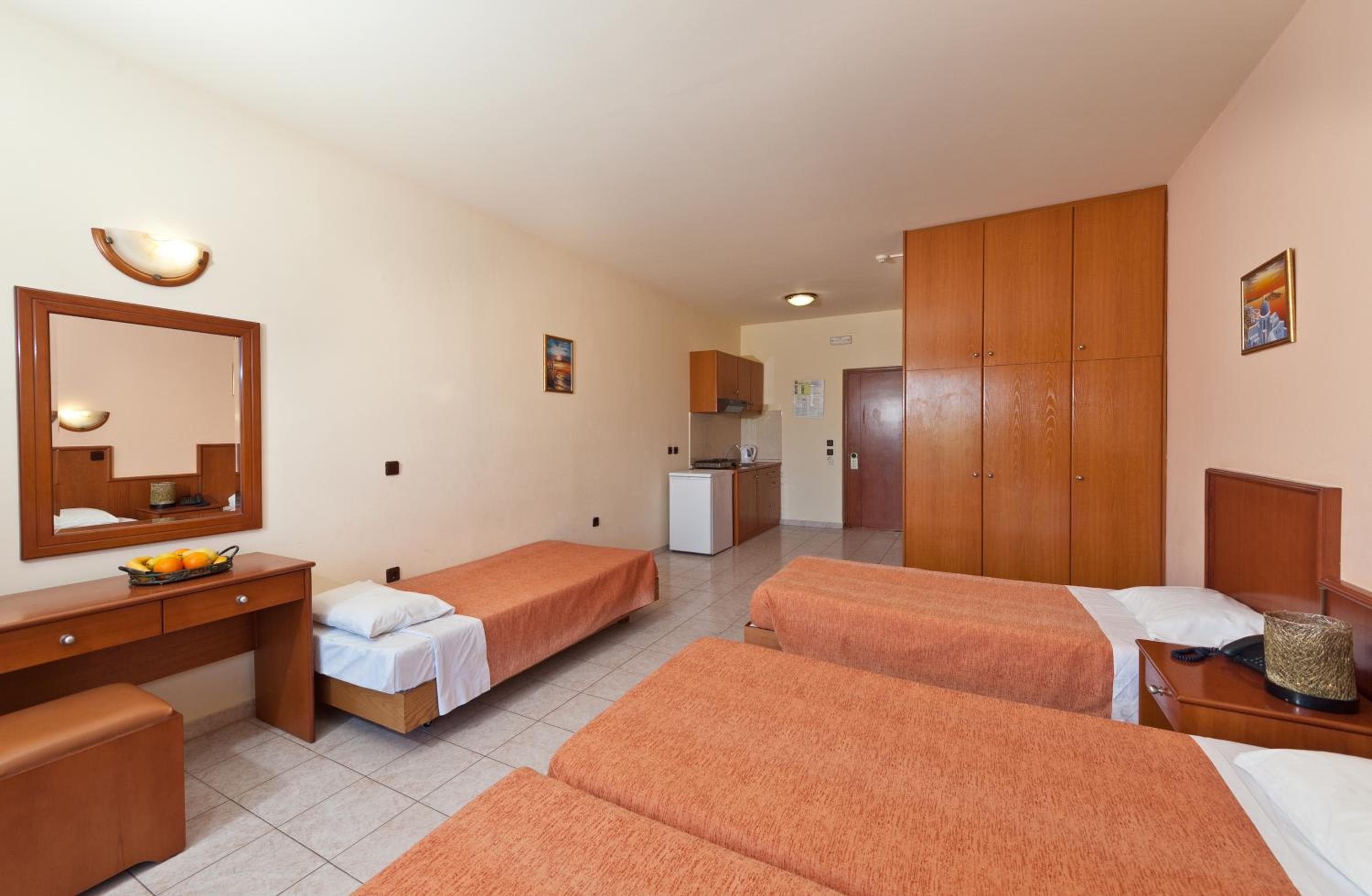 Alea Hotel Apartments, Ialyssos, photo 6