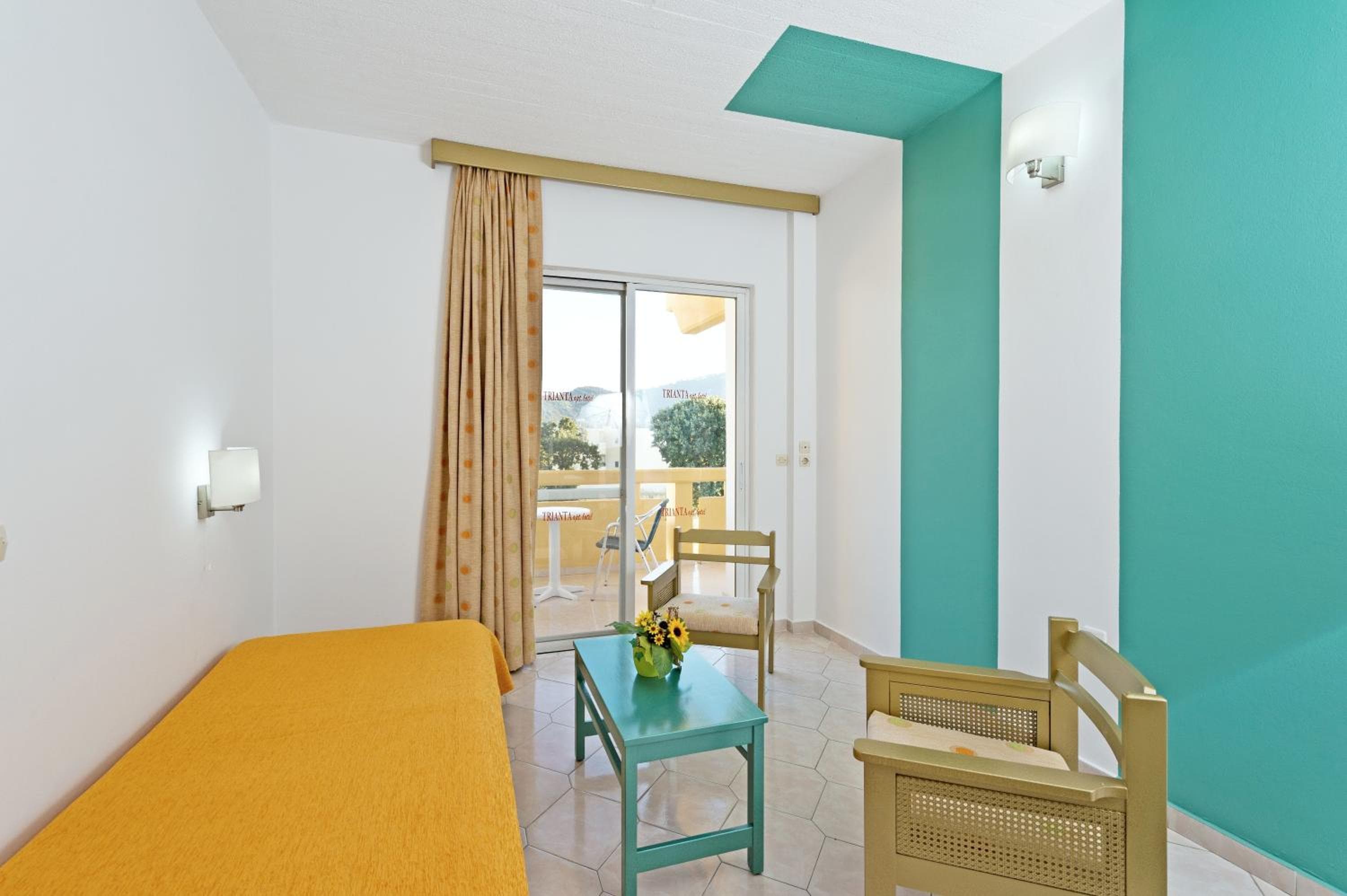 Trianta Hotel Apartments, Ialyssos, photo 5