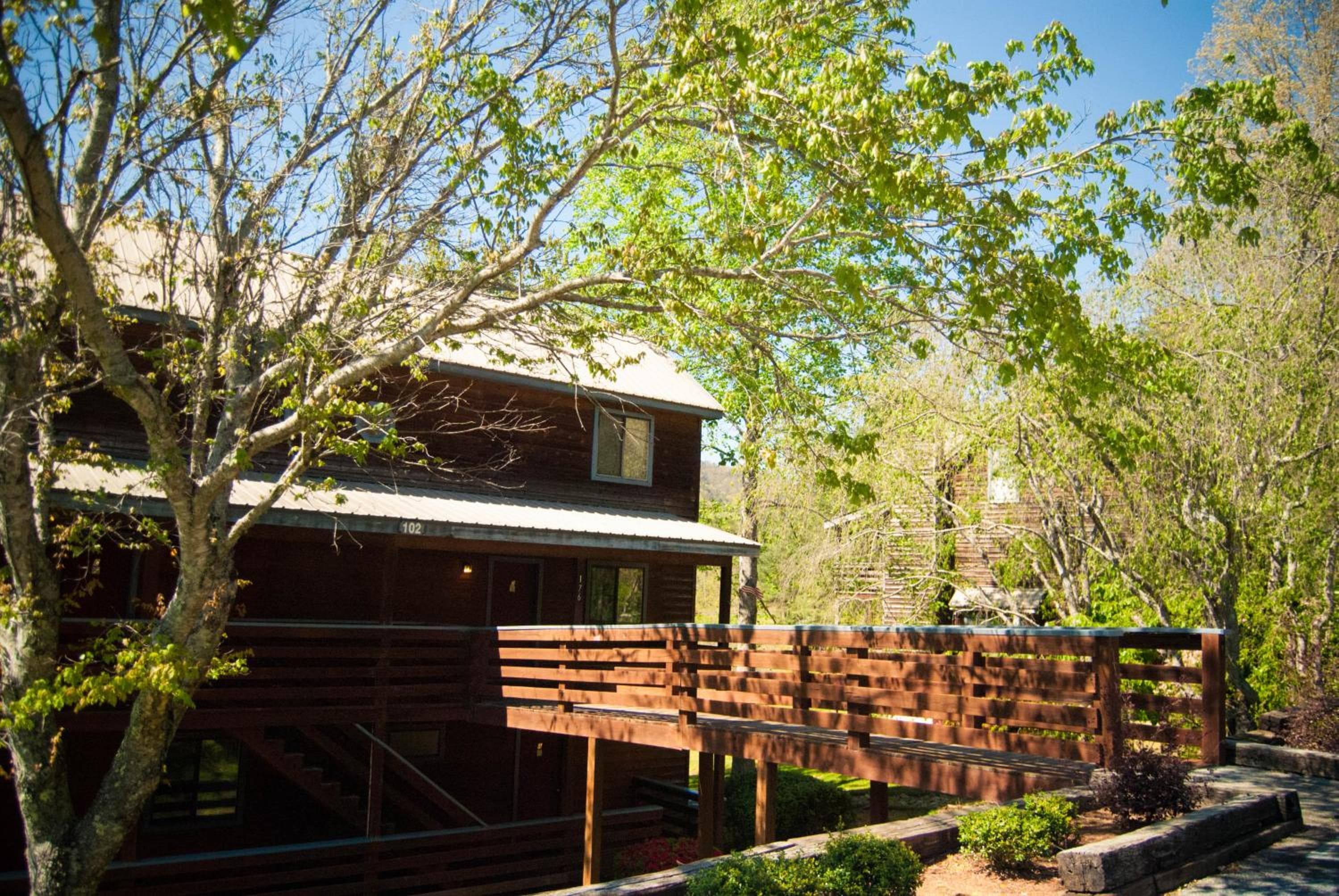 Country Hideaway at Mountain Lakes Resort, Cleveland