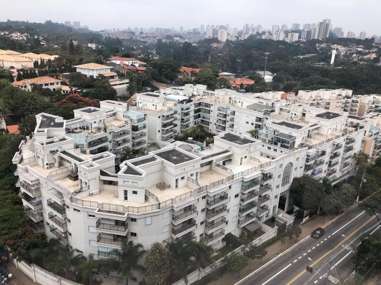 Apartamento Menara Morumbi - 150m do Hospital Albert Einstein, Faculdade e Estádio - 1 vaga de garagem, Sao Paulo