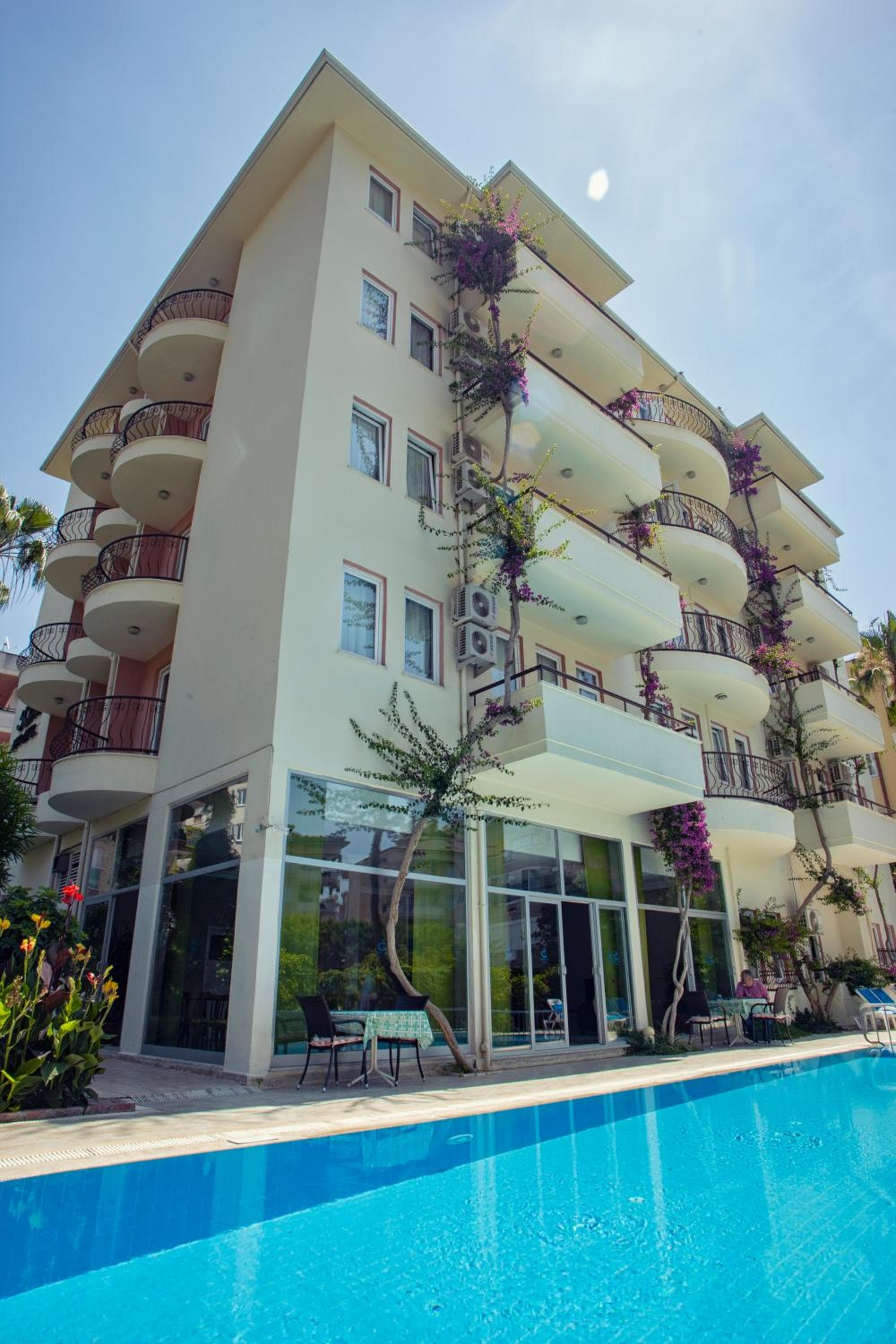THE S APART & SUITES hOTEL, Alanya