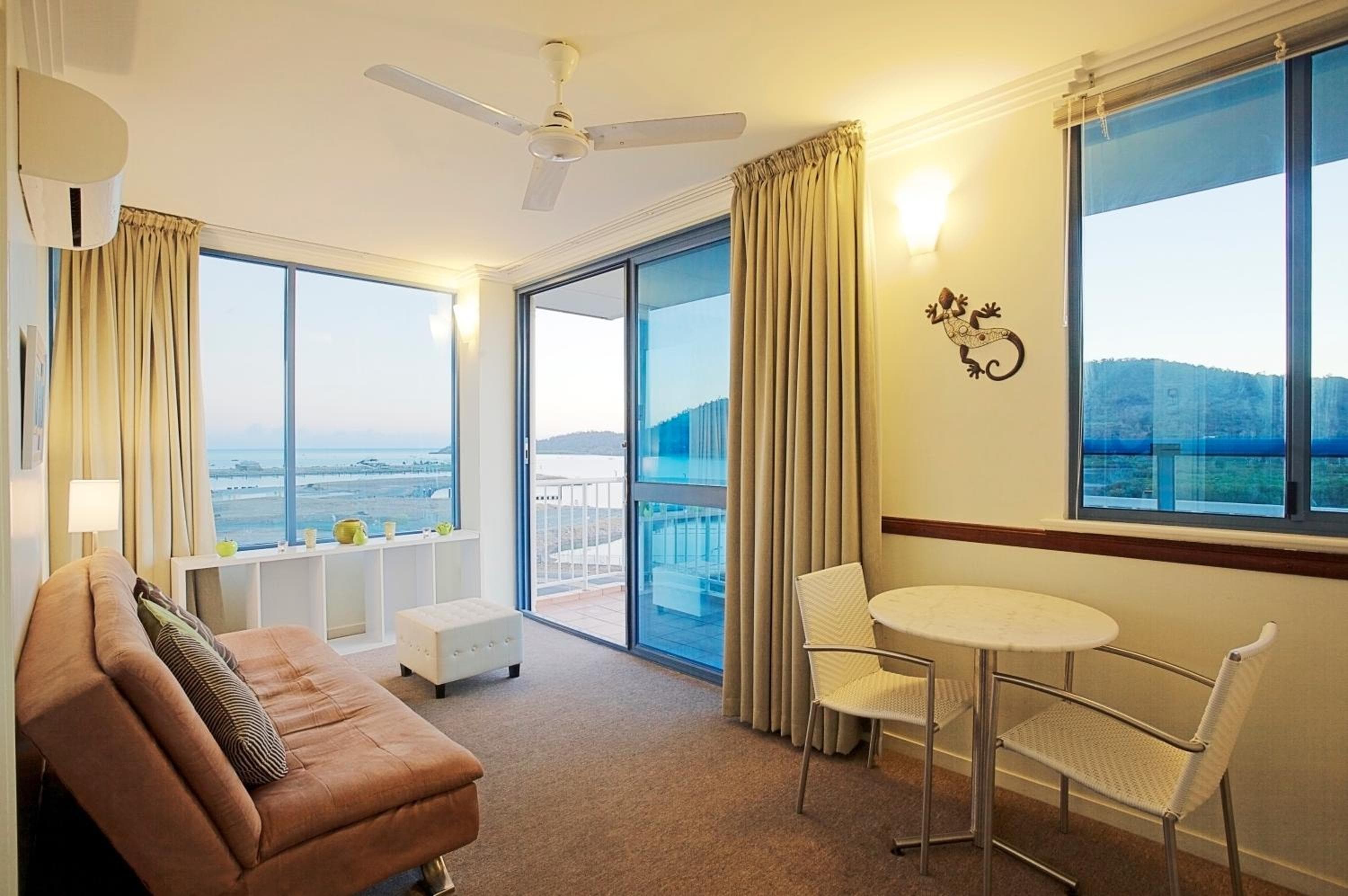 at Whitsunday Vista Holiday Apartments, Airlie Beach, photo 2