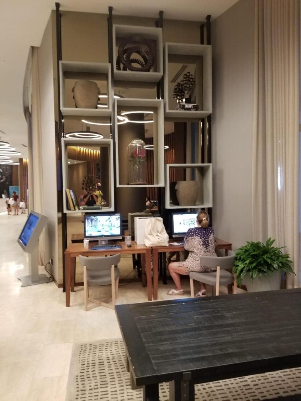 Rent in LYFE Resort, Hollywood, photo 5