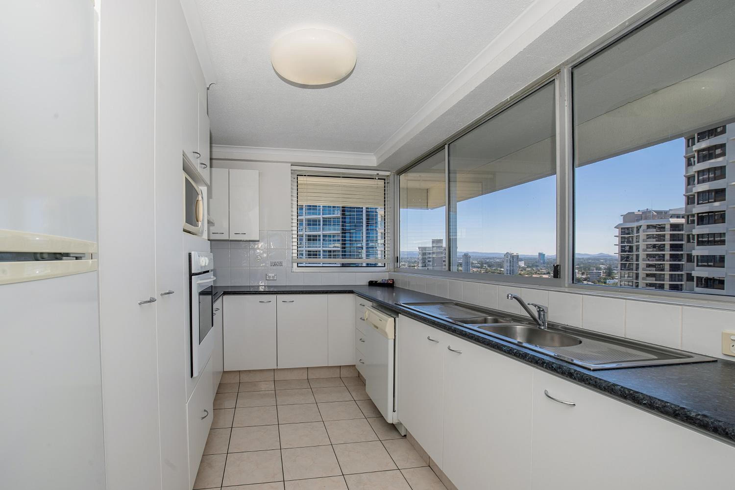 Baronnet Apartments, Gold Coast, photo 6