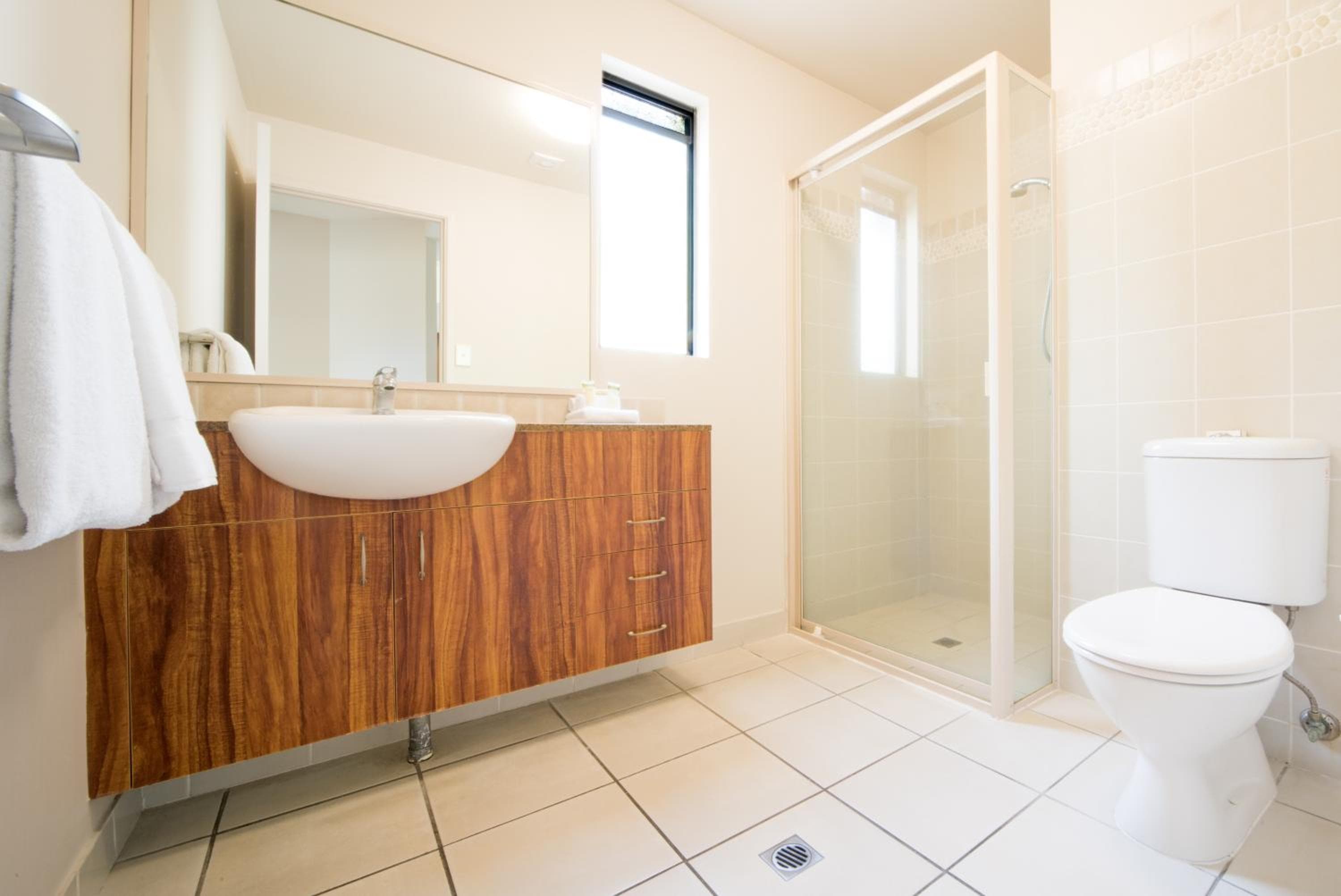 Portside Whitsunday Luxury Holiday Apartments, Airlie Beach, photo 5