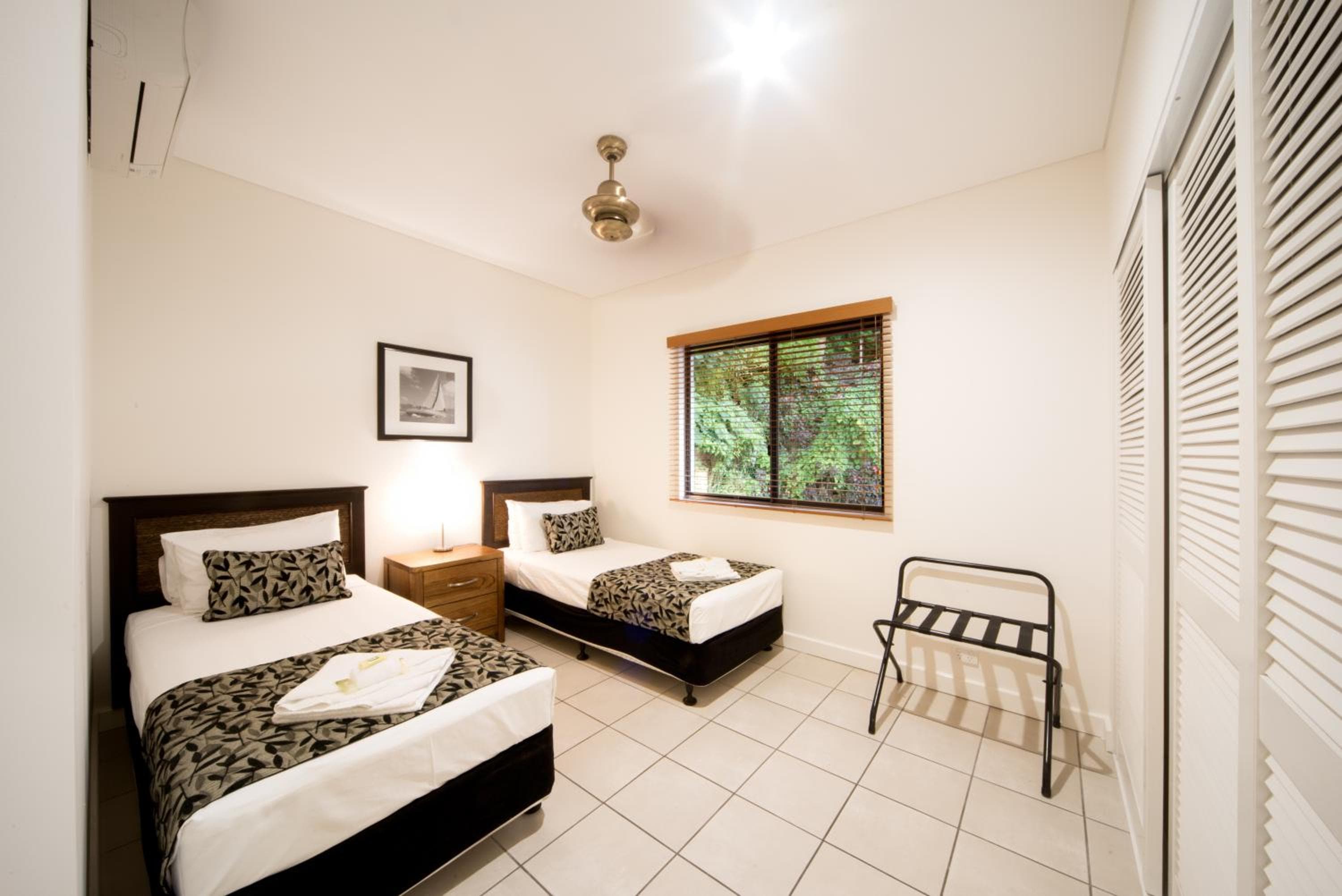 Portside Whitsunday Luxury Holiday Apartments, Airlie Beach, photo 4