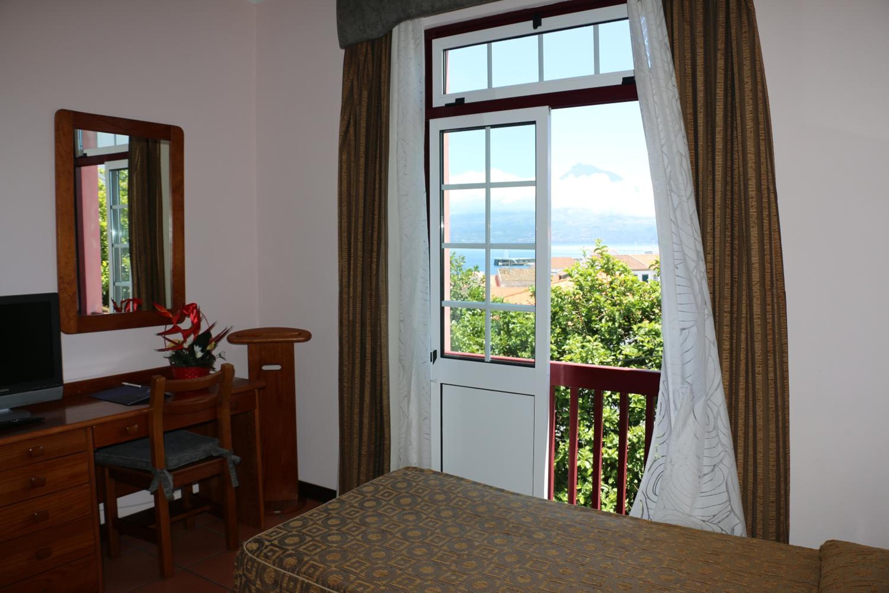 Apartamentos Turisticos Verdemar, Horta, photo 2