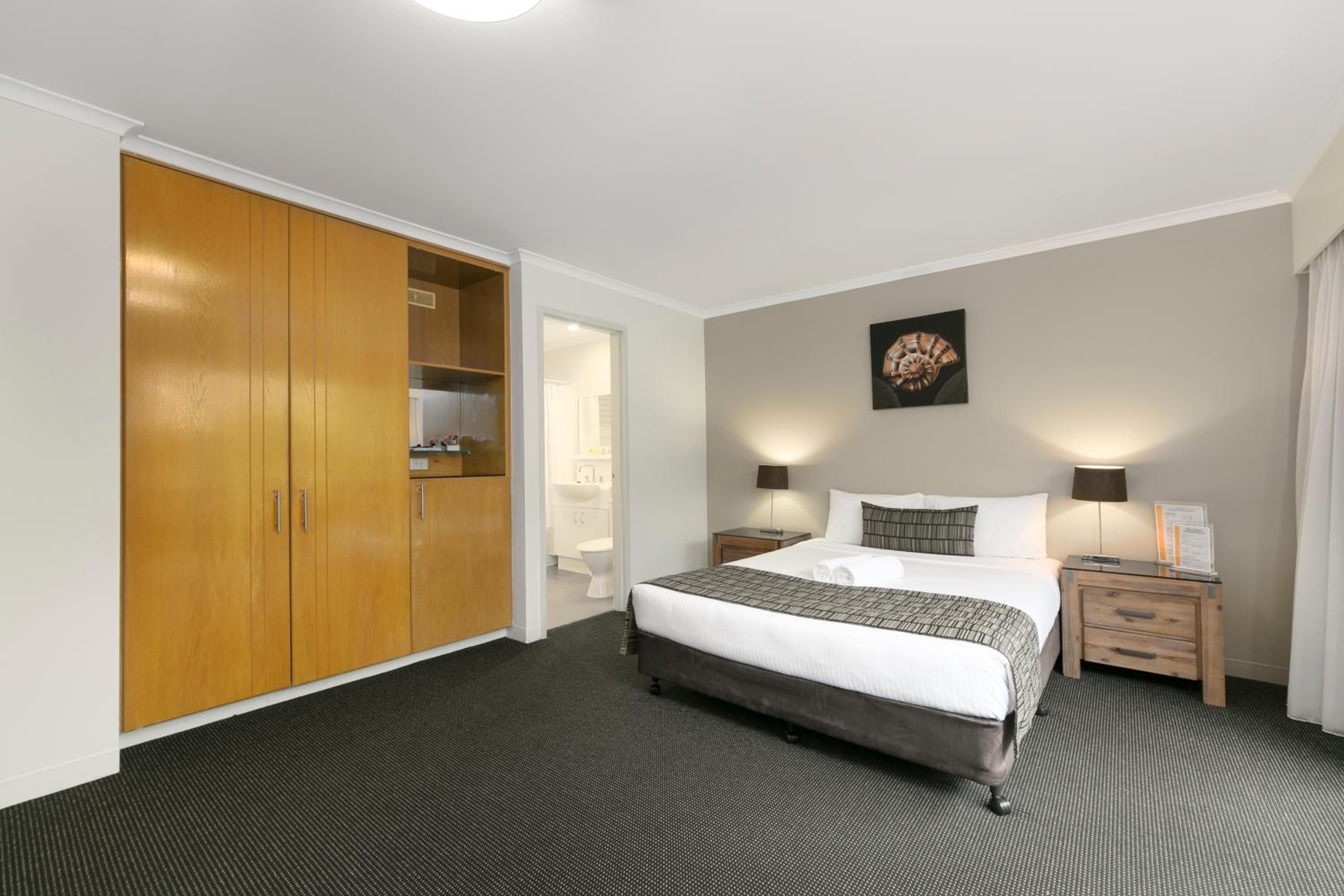 Mt Ommaney Hotel Apartments, Brisbane, photo 6