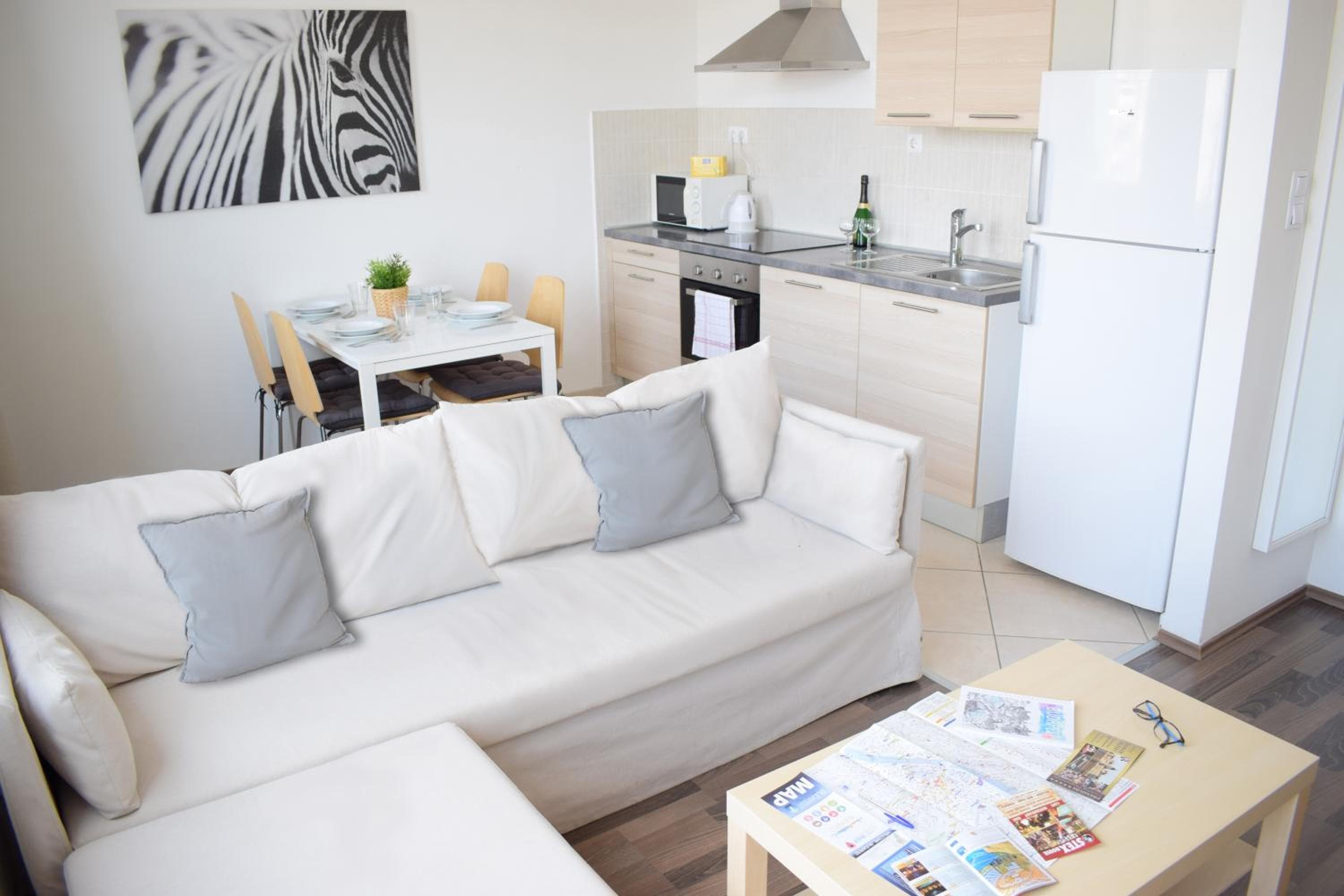 Corvin Center Suites, Budapest