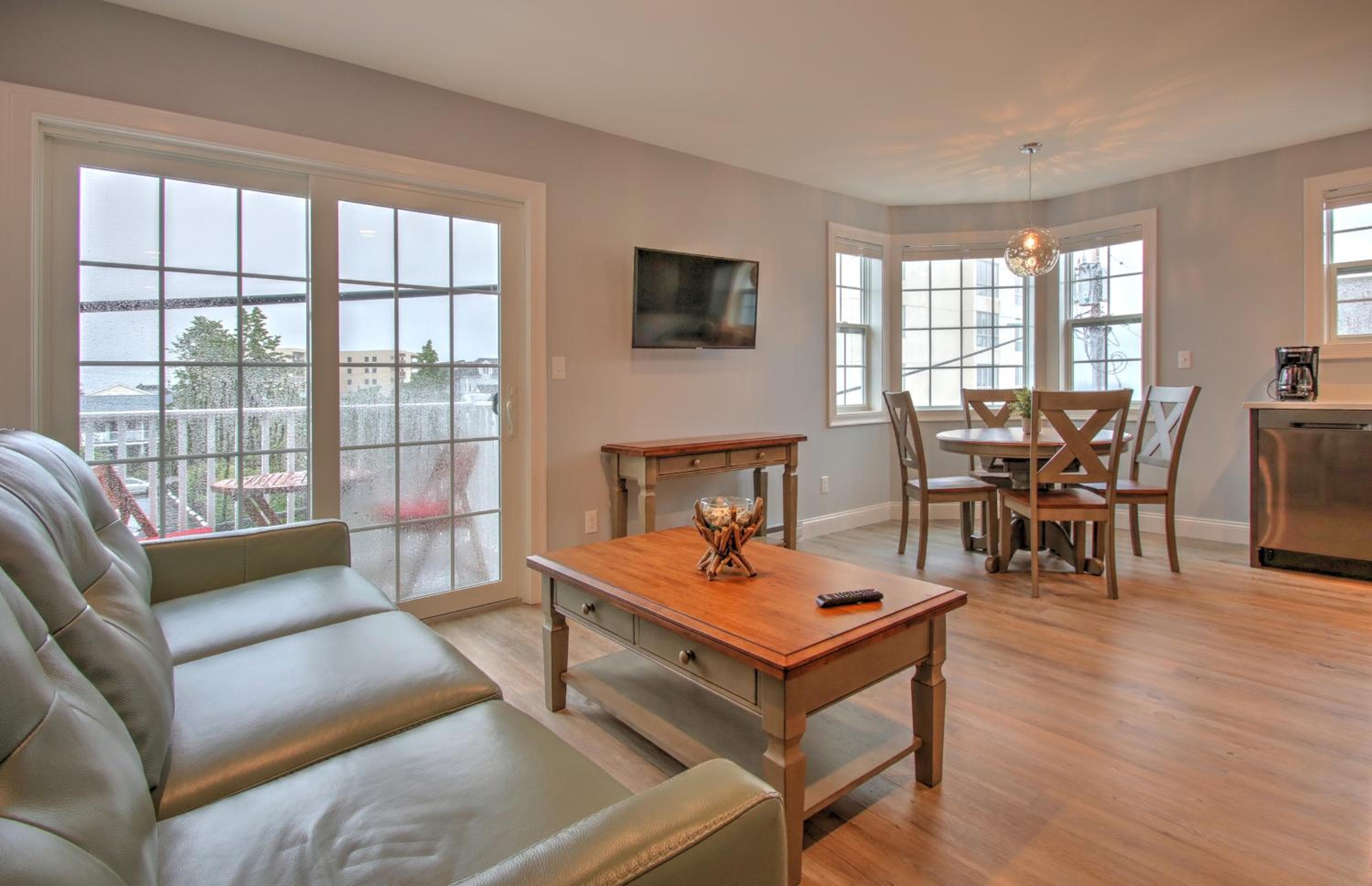 Atlantic Ocean Suites, Old Orchard Beach, photo 3
