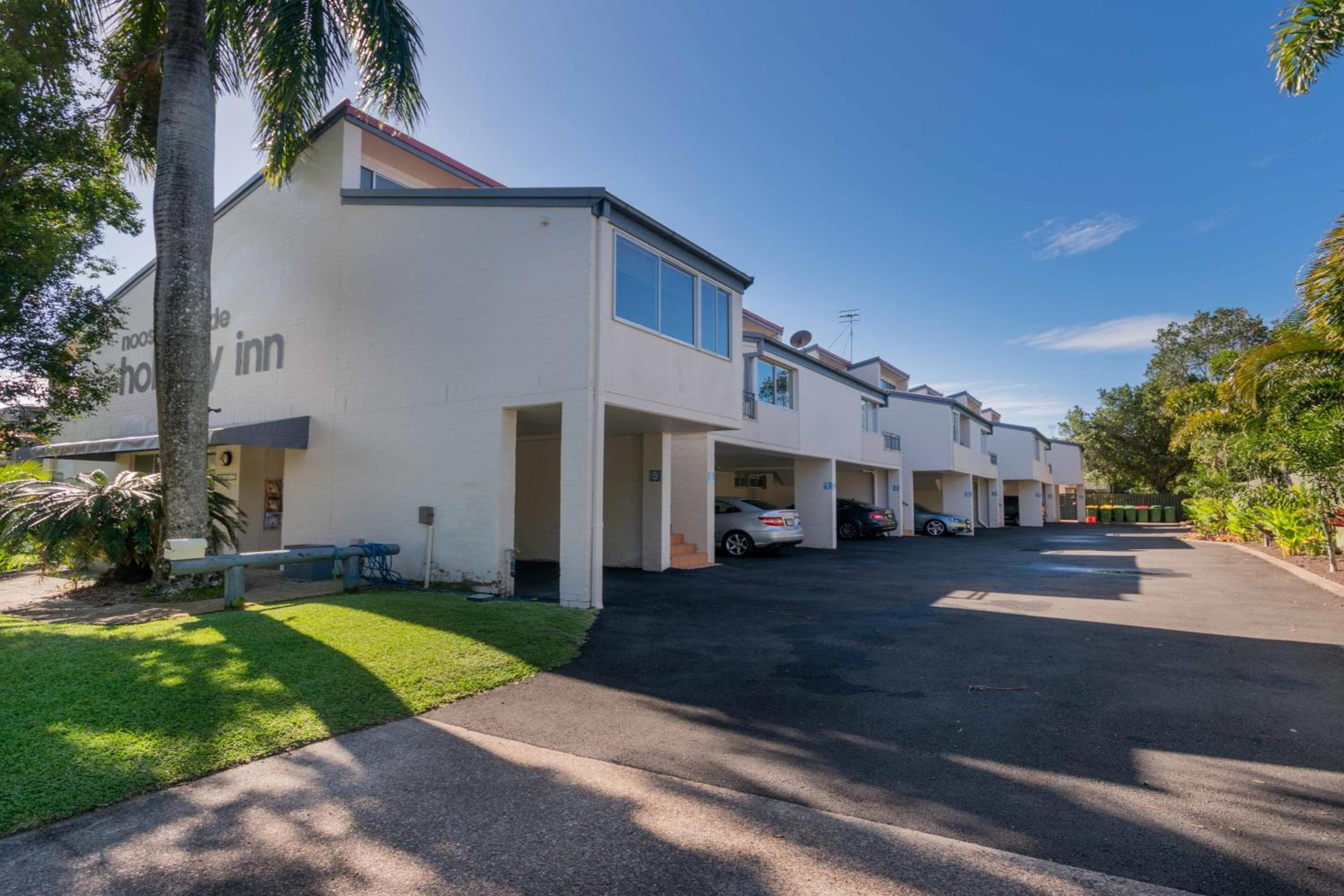 Noosa Parade Holiday Inn, Noosa Heads