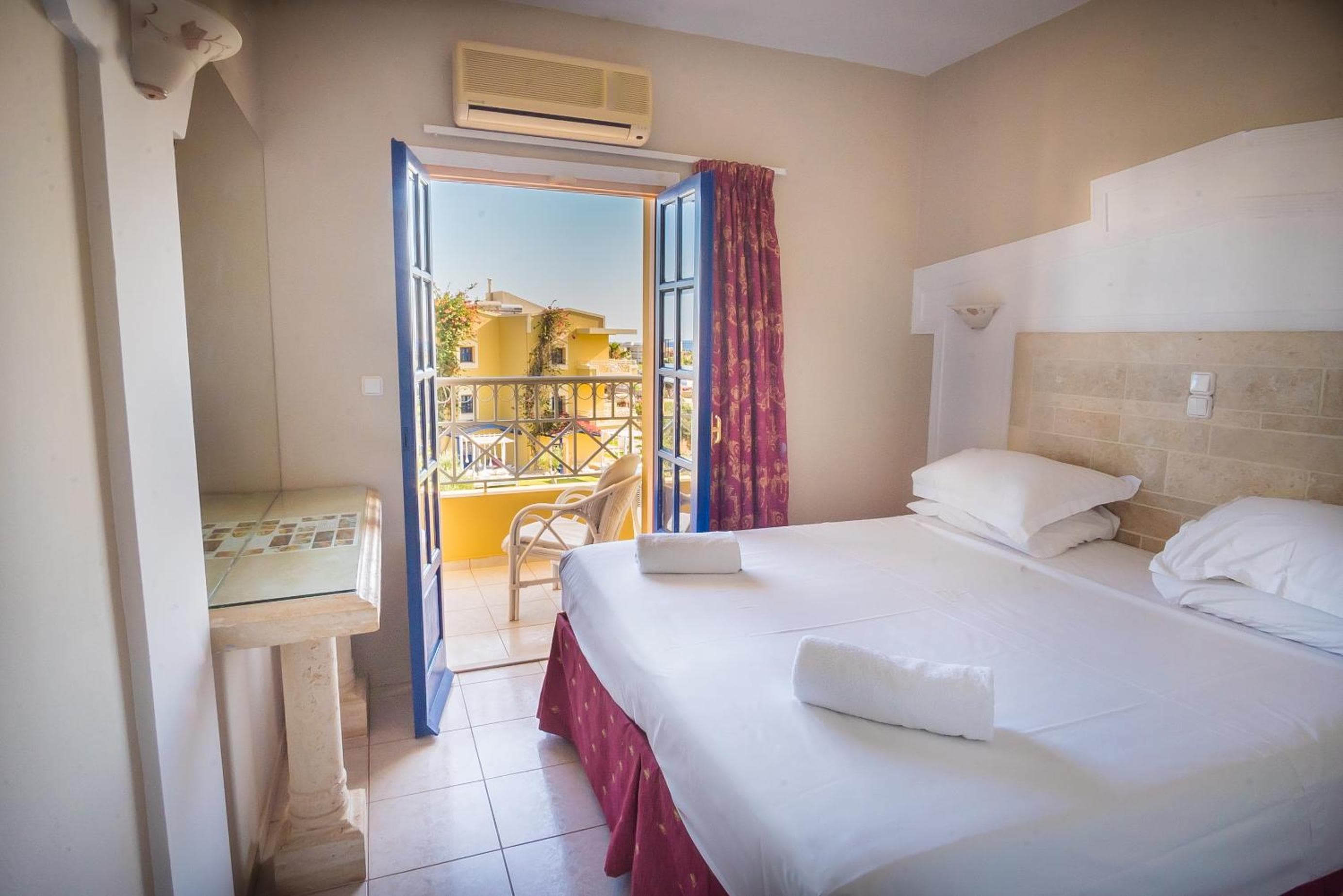 Parthenis Hotel & Suites, Malia, photo 2