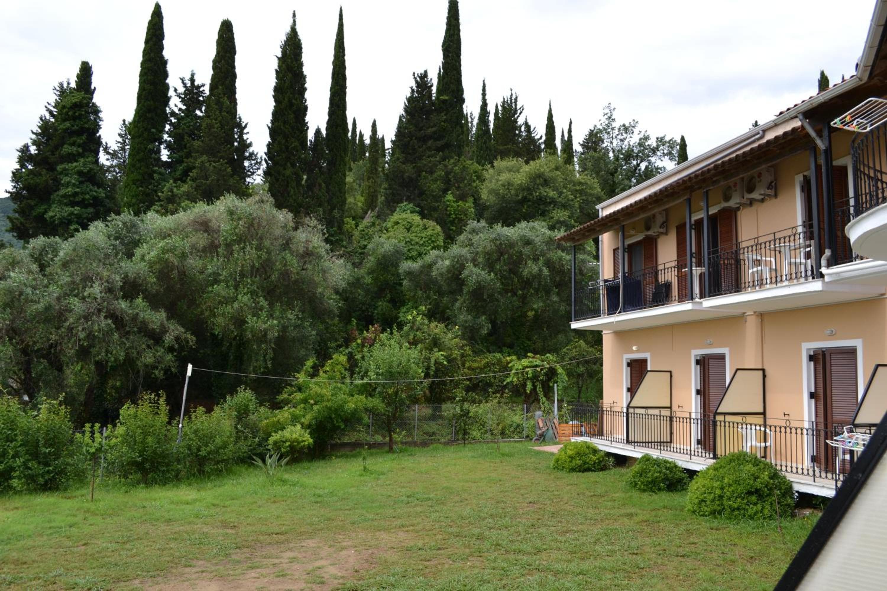 Iliana Studios, Benitses