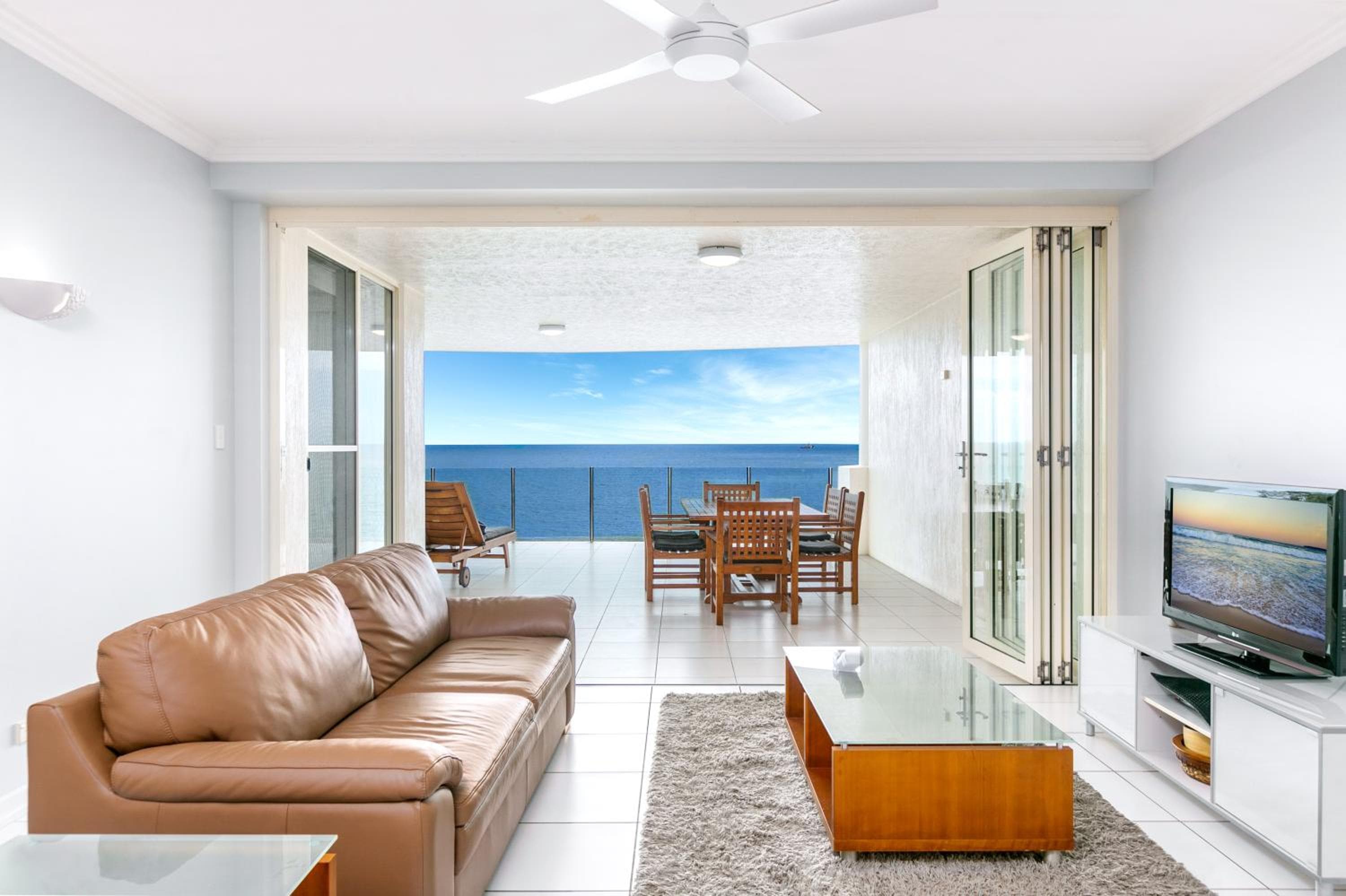 Bellevue At Trinity Beach, Trinity Beach, photo 6