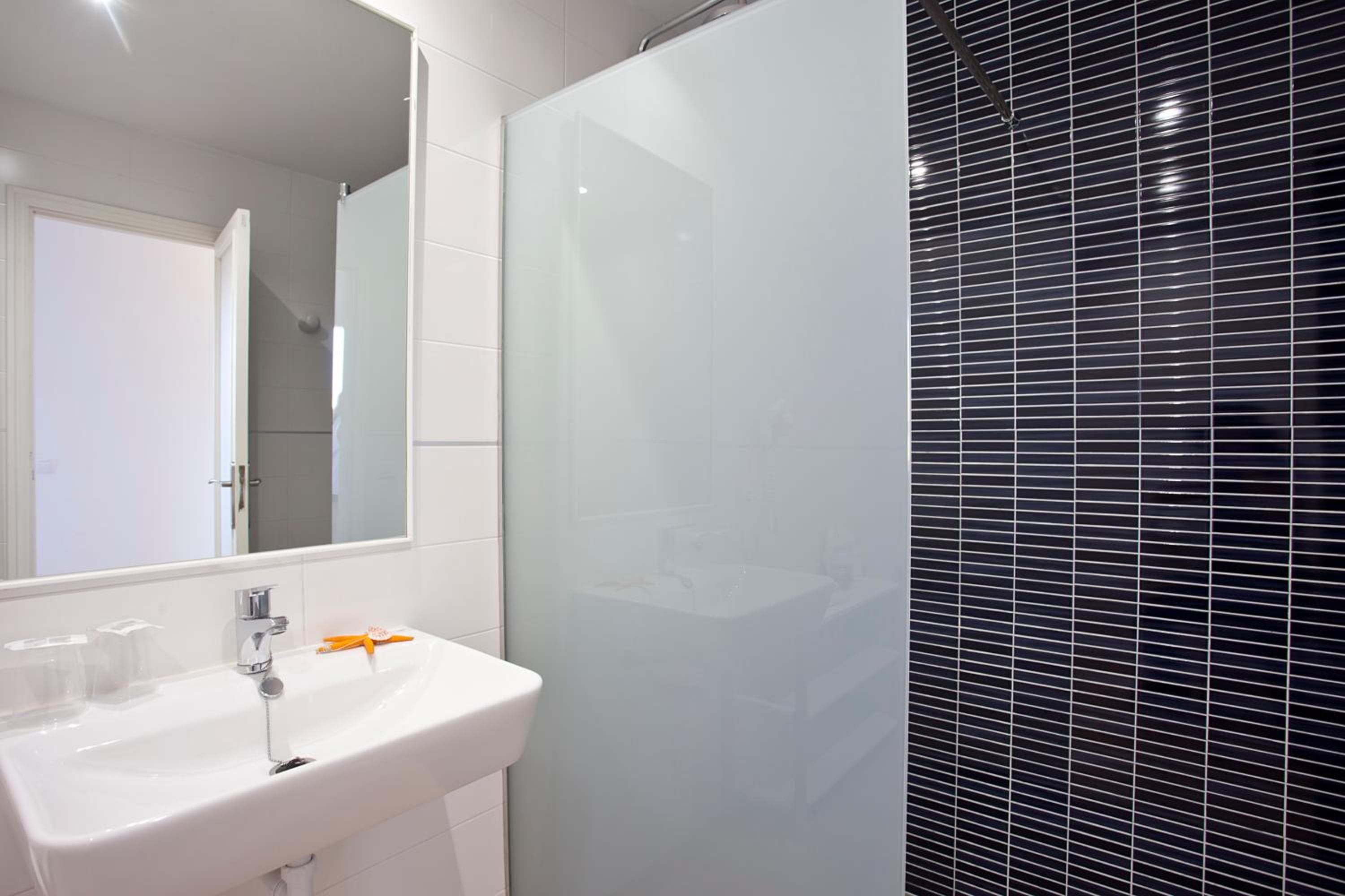 BJ Playamar Hotel & Apartamentos, S'Illot, photo 2
