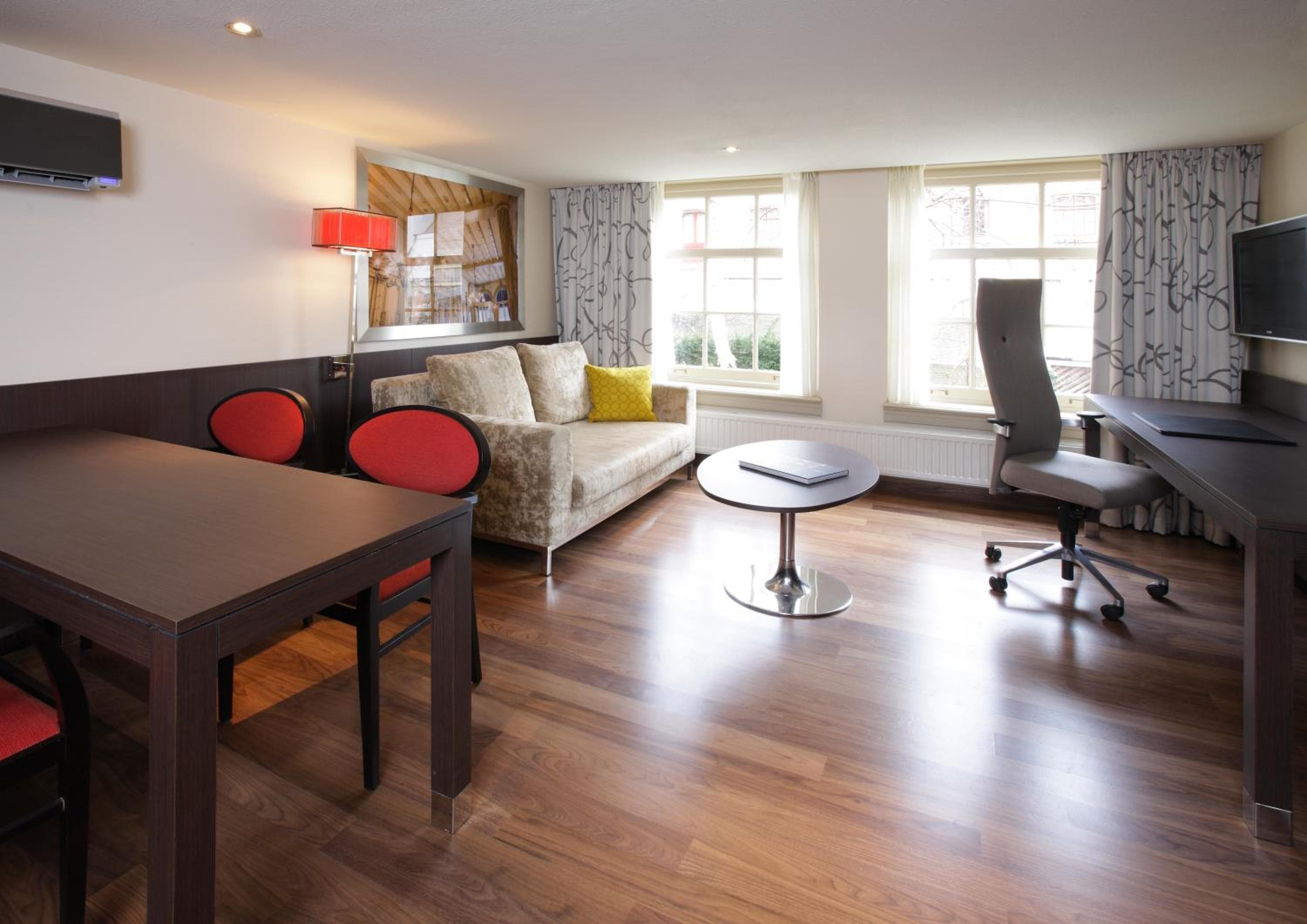 Krasnapolsky Apartments, Amsterdam, photo 6