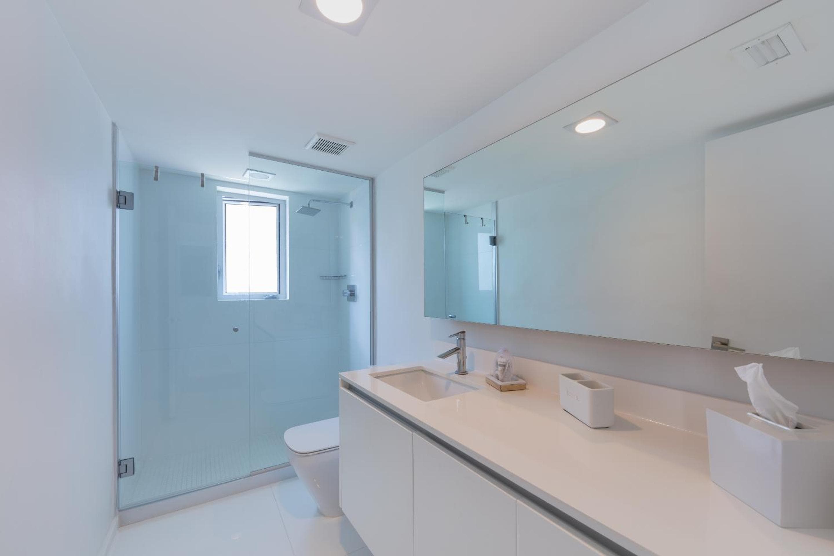 Beach Haus Key Biscayne Contemporary Apartments, Miami, photo 3