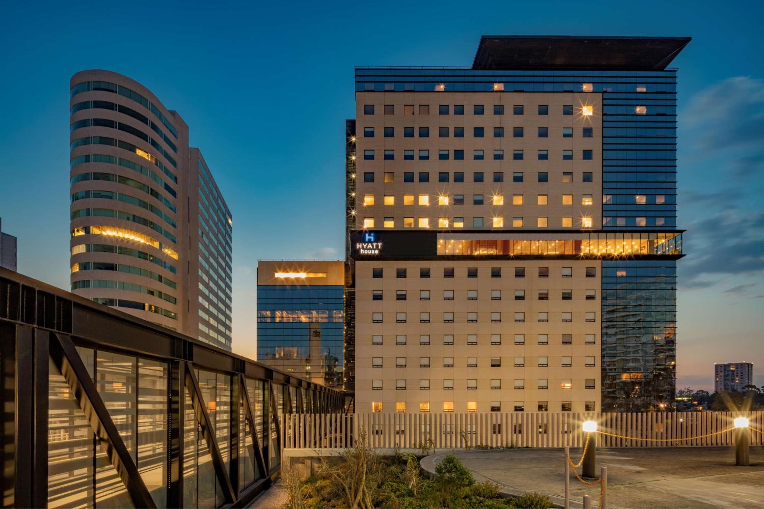 Hyatt House Mexico City Santa Fe, Mexico City