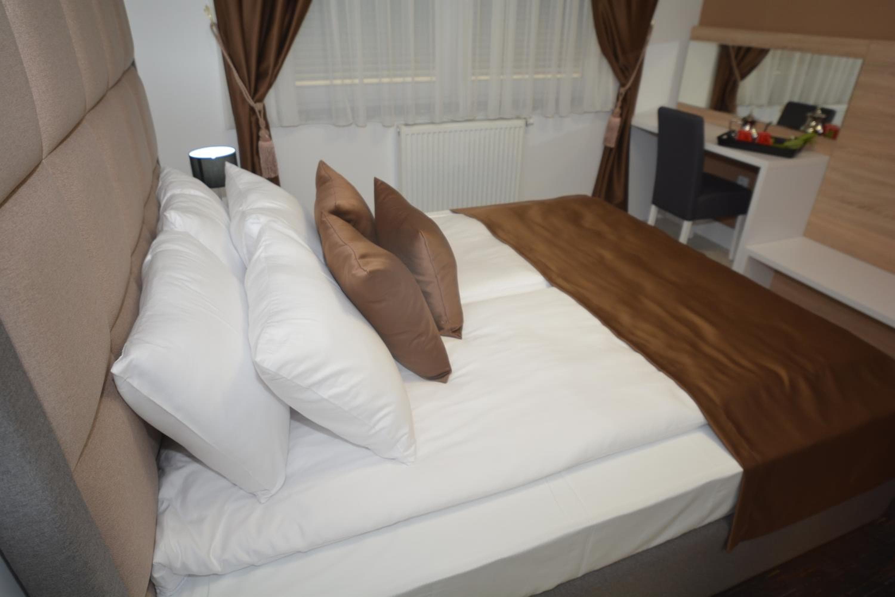 Apart Hotel Family, Sarajevo, photo 5