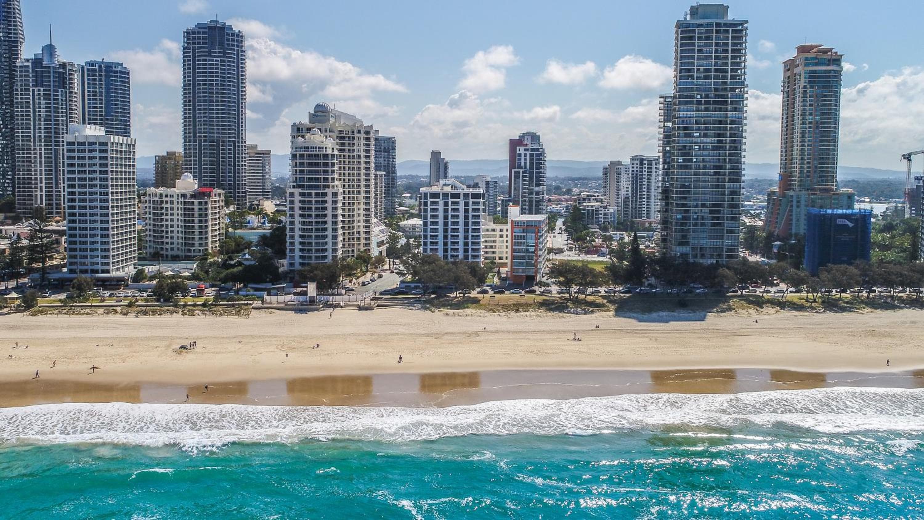 Olympus Beachfront Apartments, Gold Coast