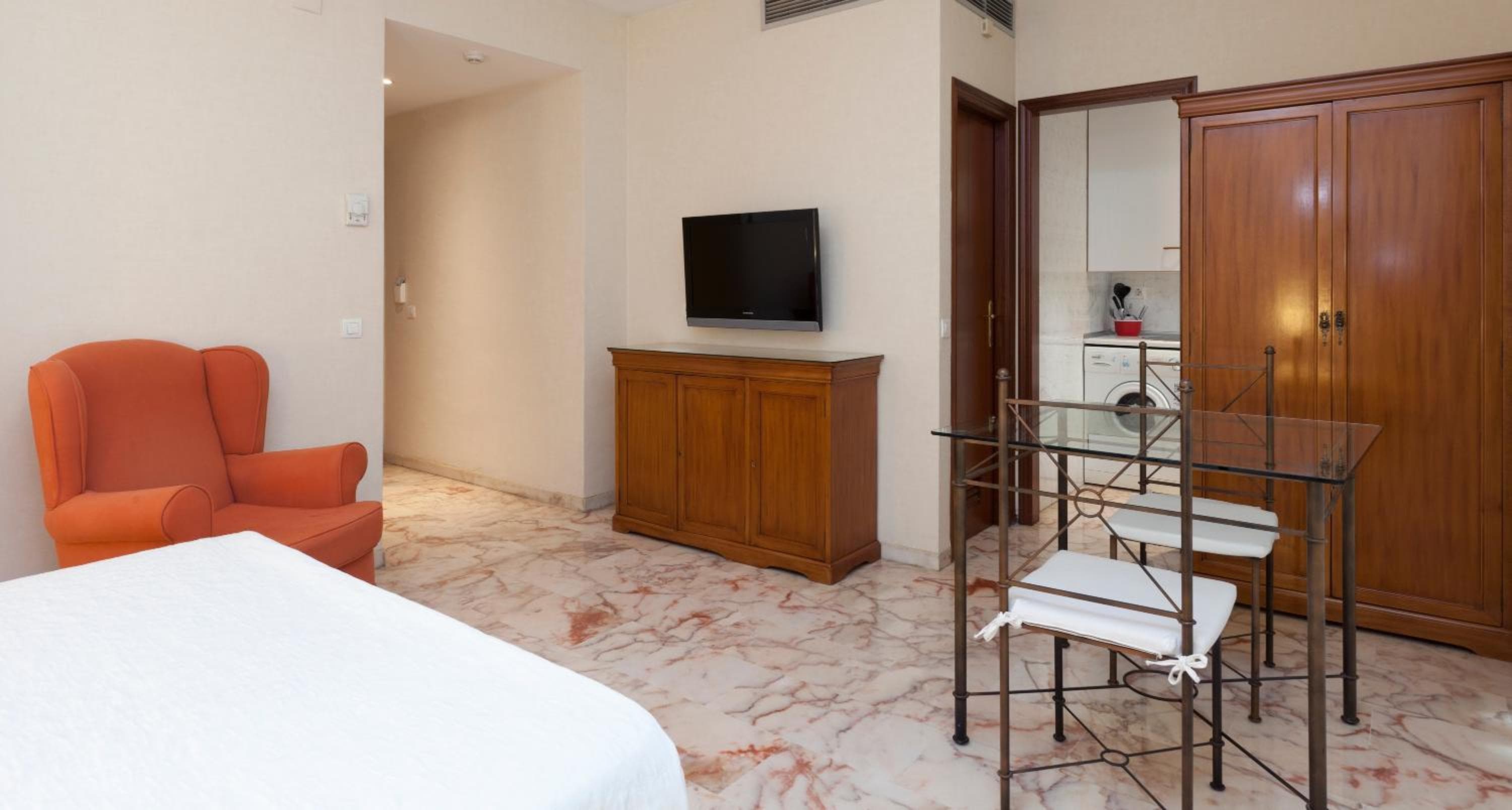 Apartamentos Vértice Bib Rambla, Seville, photo 4