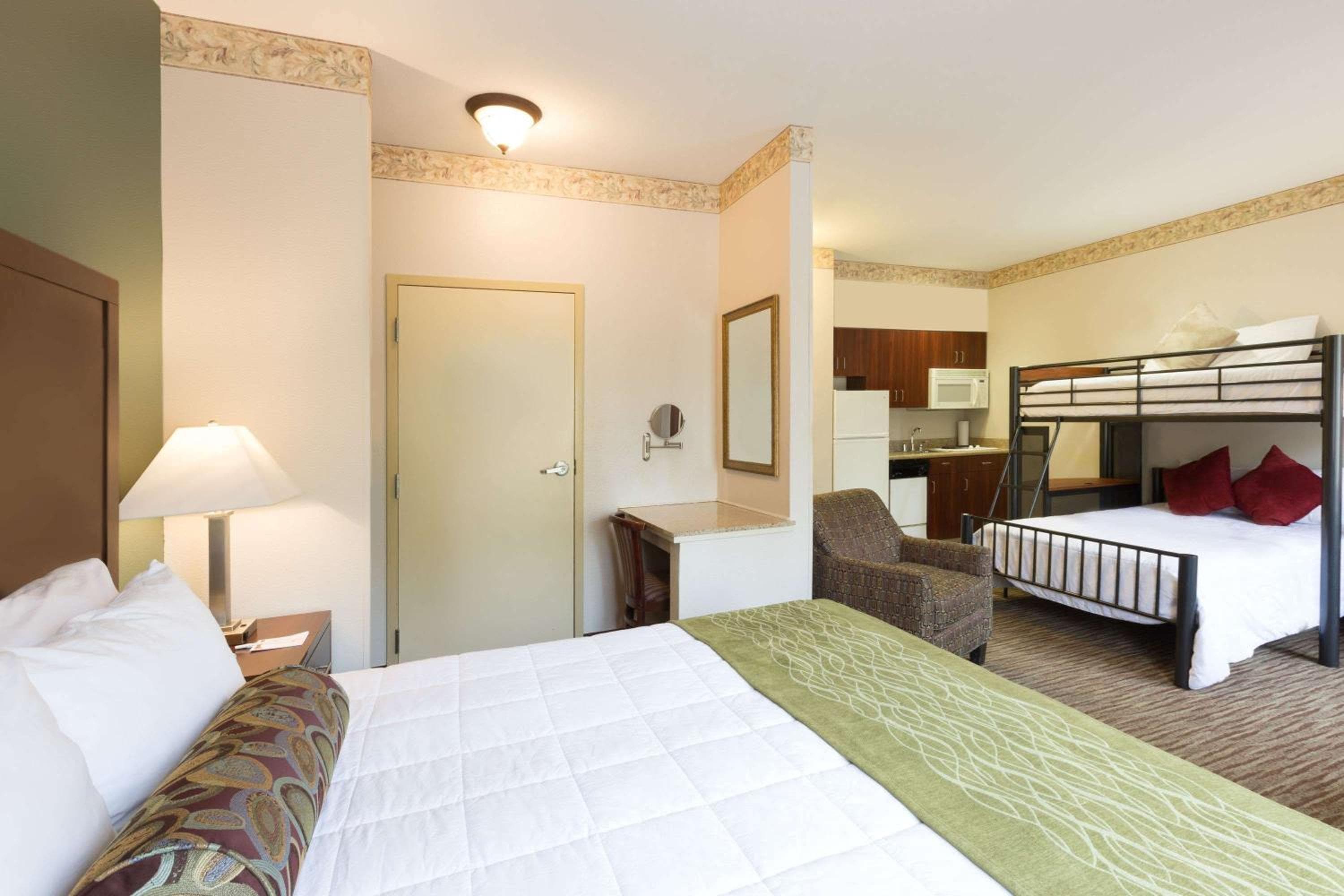 Hawthorn Suites by Wyndham Rancho Cordova/Folsom, Rancho Cordova, photo 6