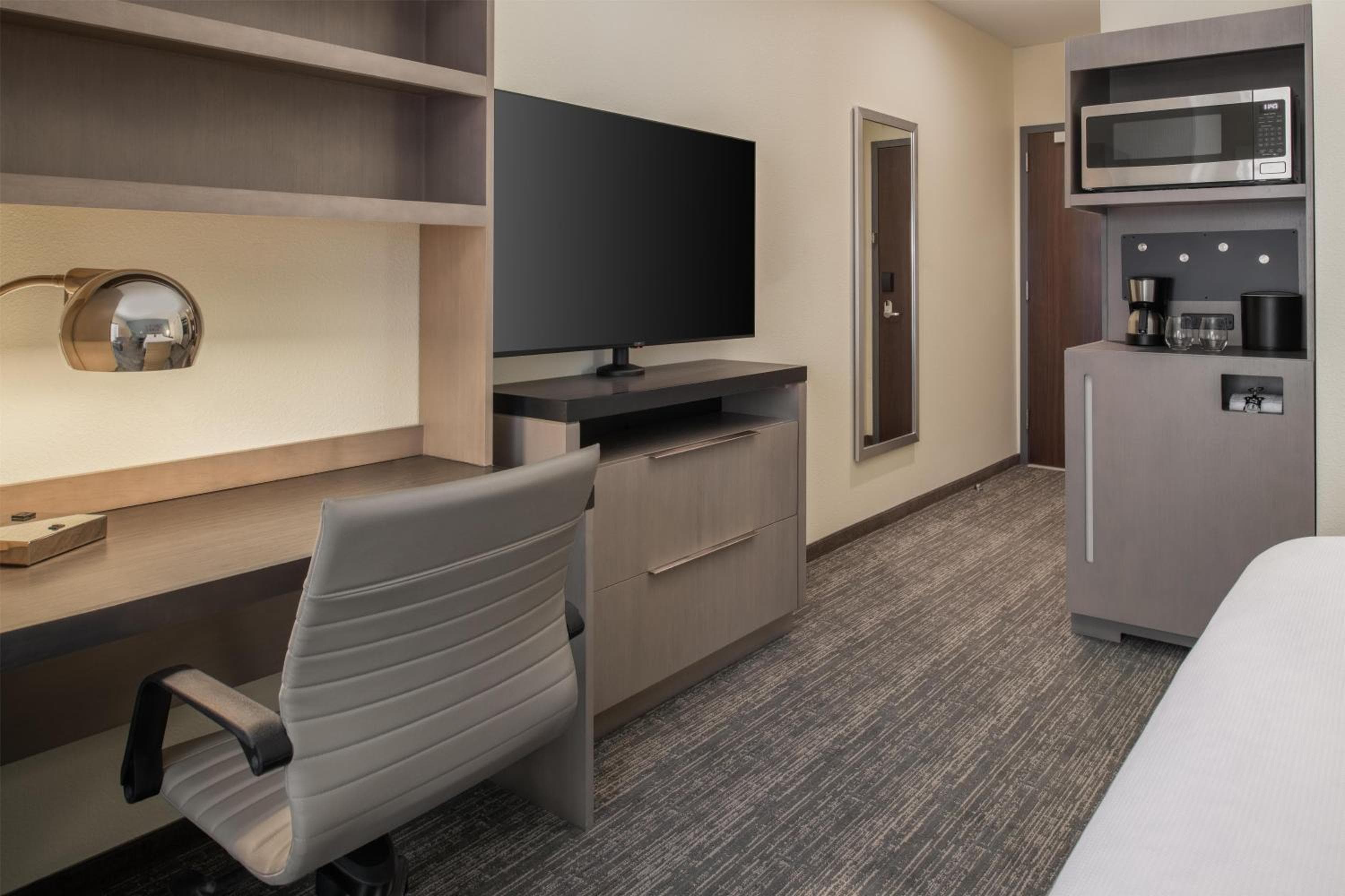 Hyatt House Fresno/Campus Pointe, Fresno, photo 2