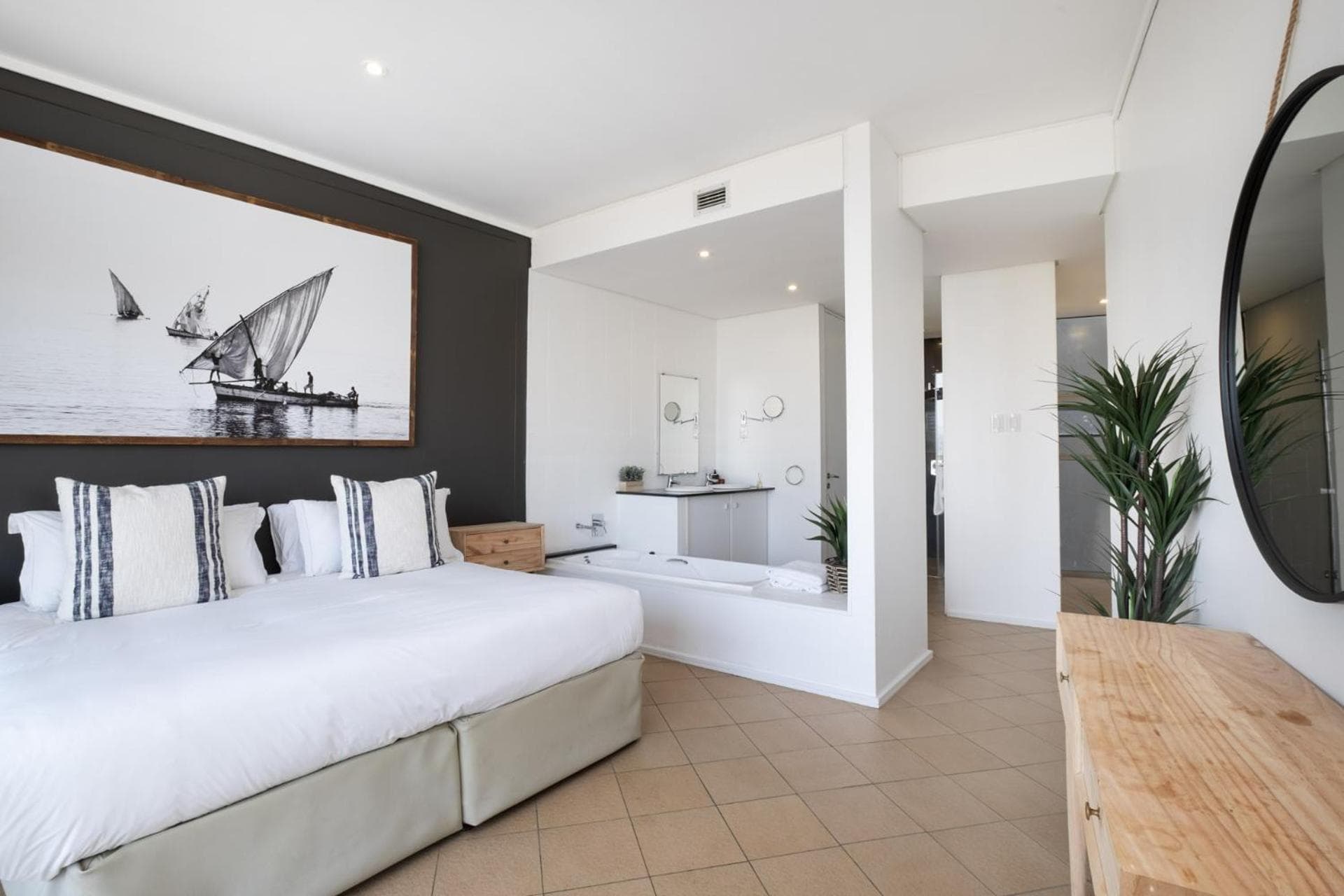 Point Waterfront Apartments, Durban, photo 5