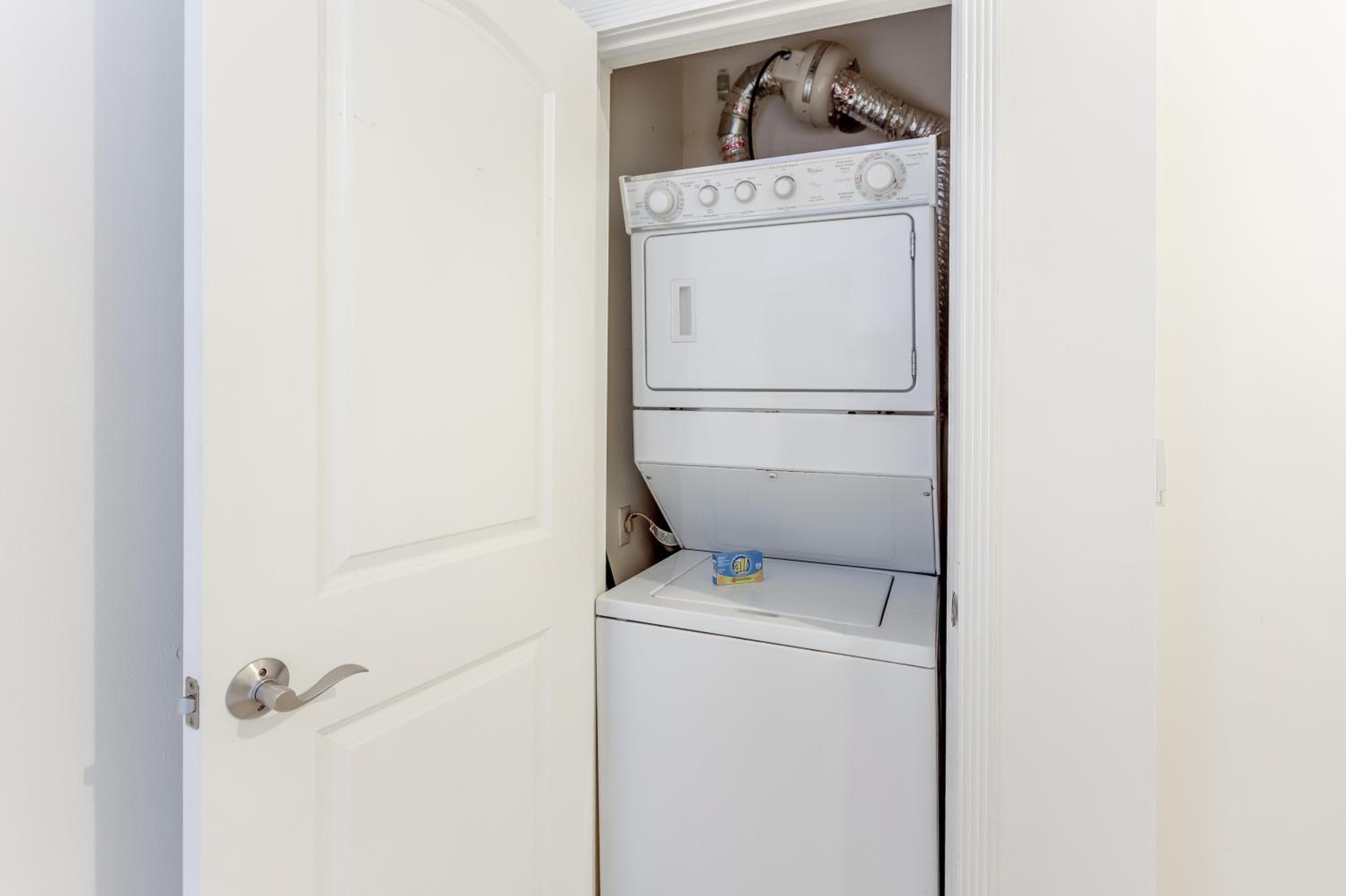 Dadeland Towers by Miami Vacations, South Miami, photo 3
