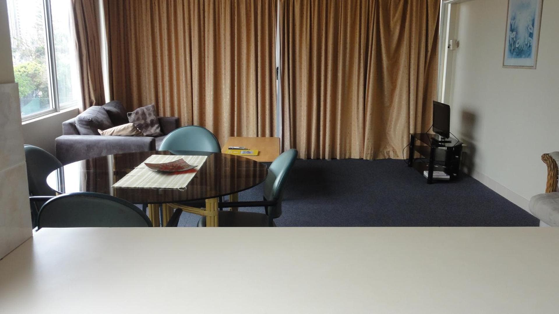 Quarterdeck Apartments, Gold Coast, photo 4