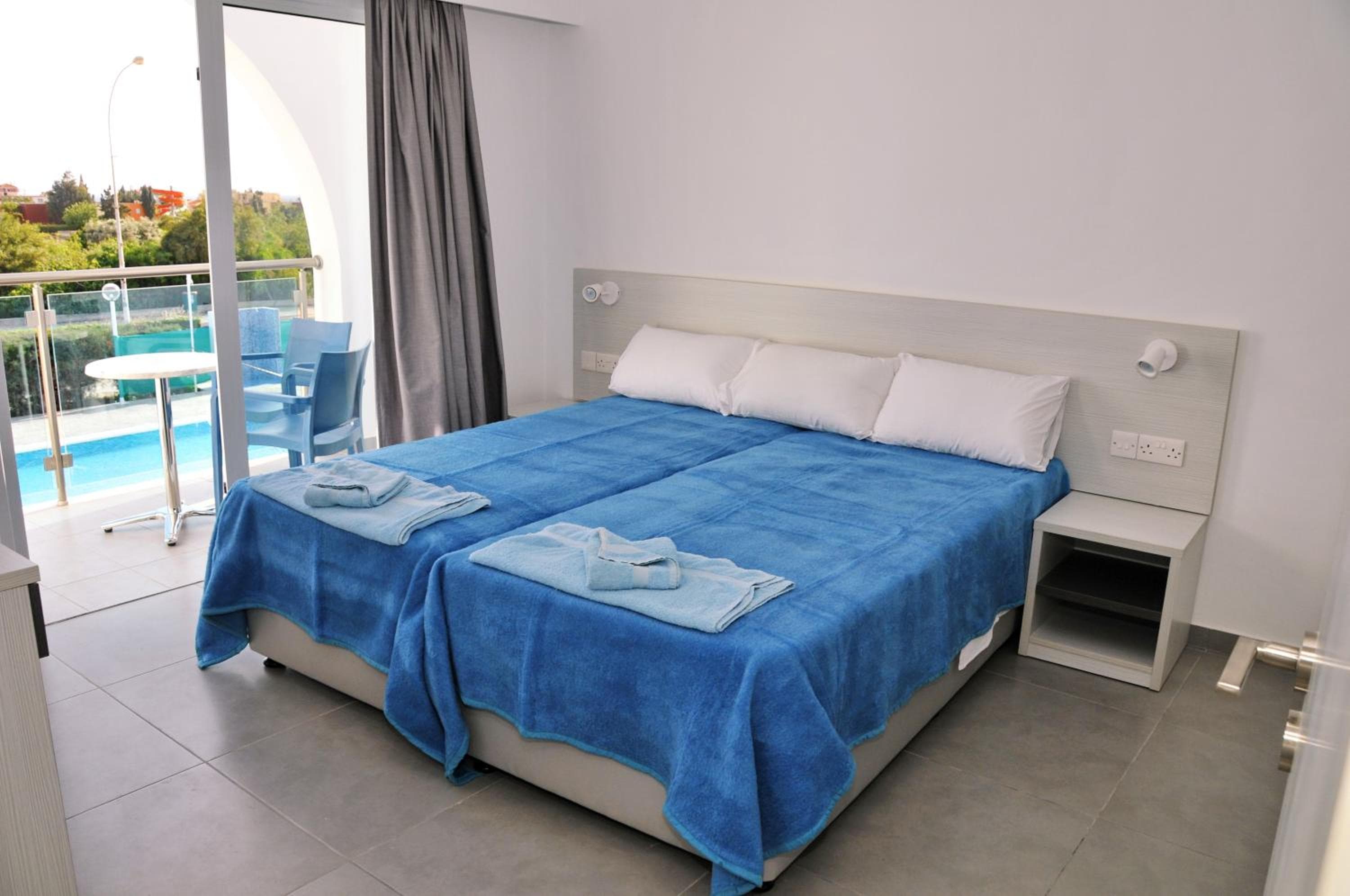 Kaos Hotel Apartments, Ayia Napa, photo 3