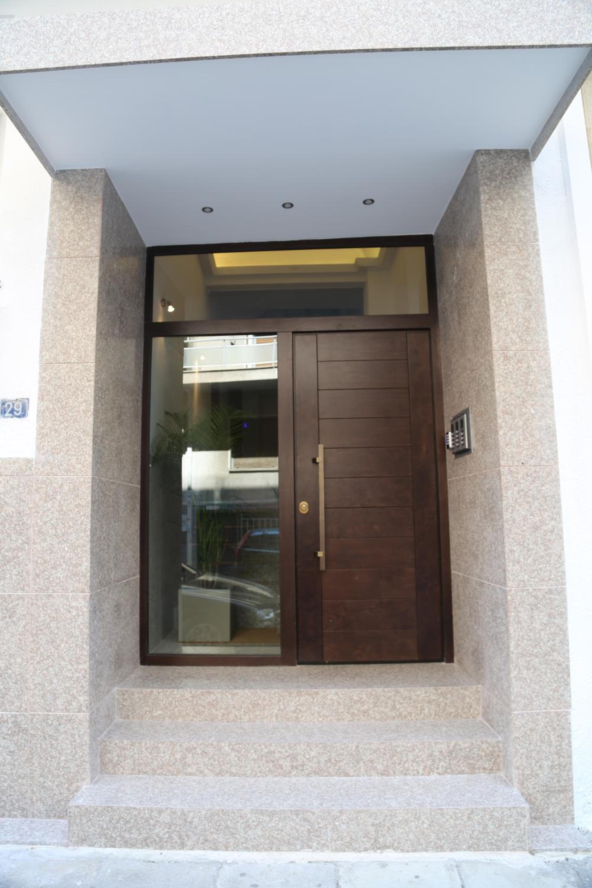 Nicholas Point Apartments and Rooms, Athens