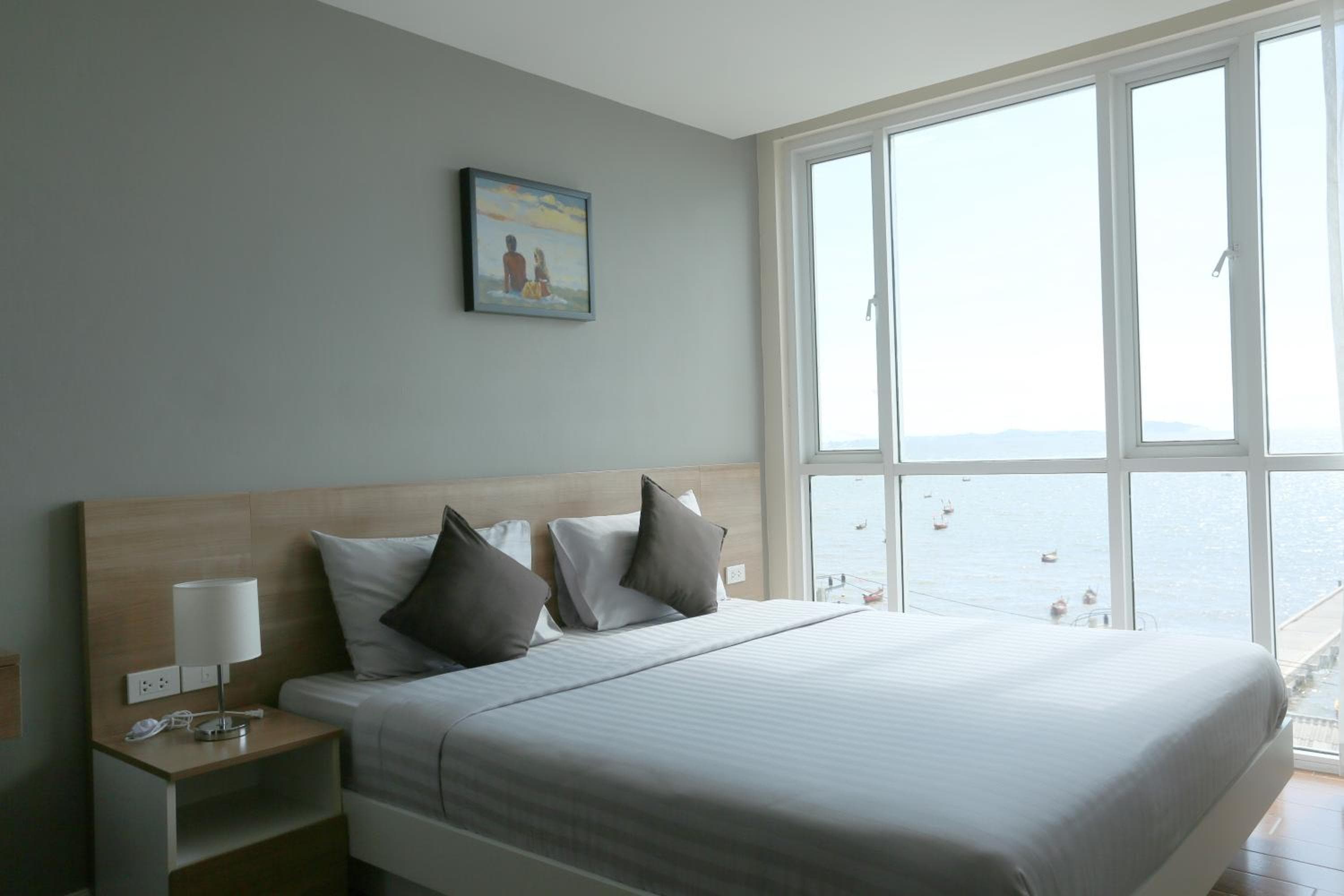 BBG Seaside Luxurious Service Apartment, Bangsaen, photo 2