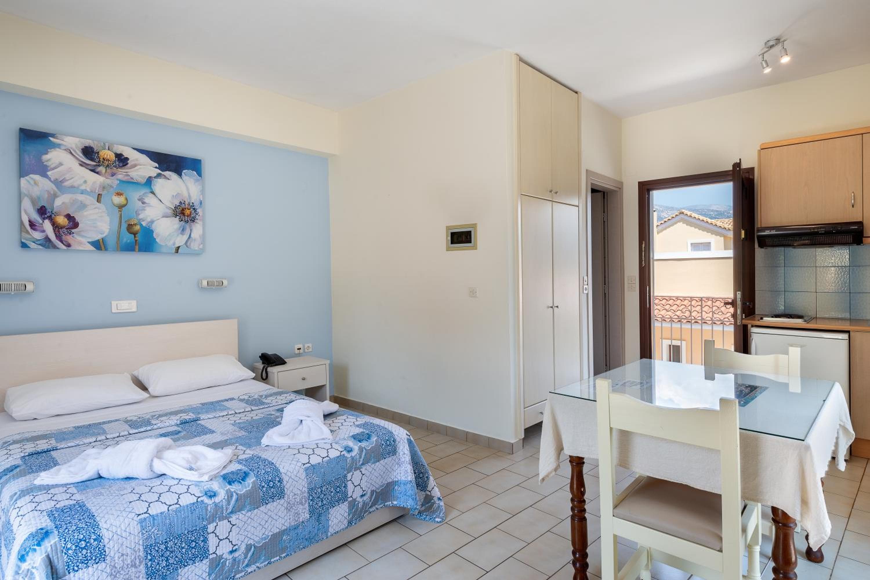 Byron Hotel, Argostoli, photo 2