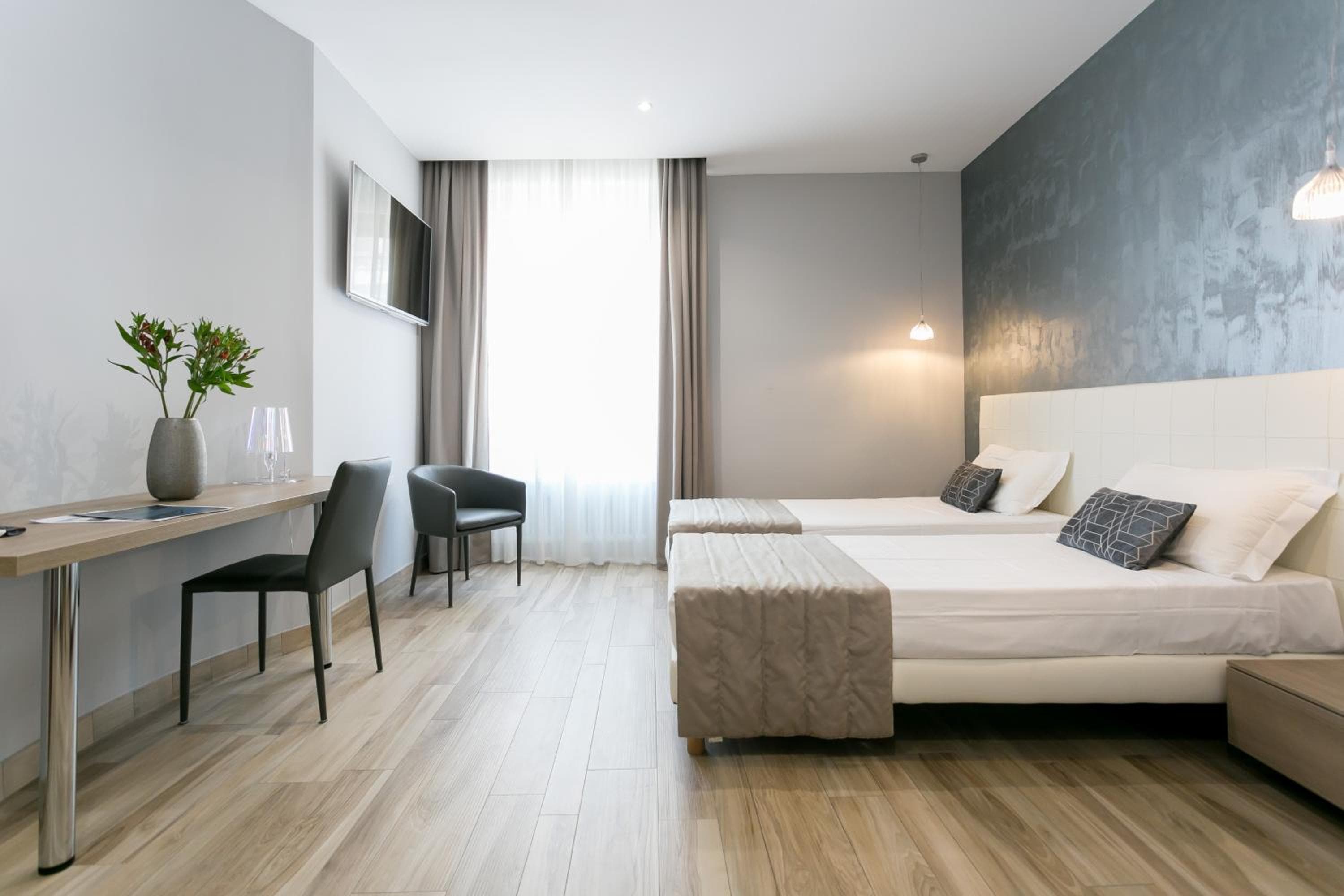 ApartHotel Durini, Milan, photo 6