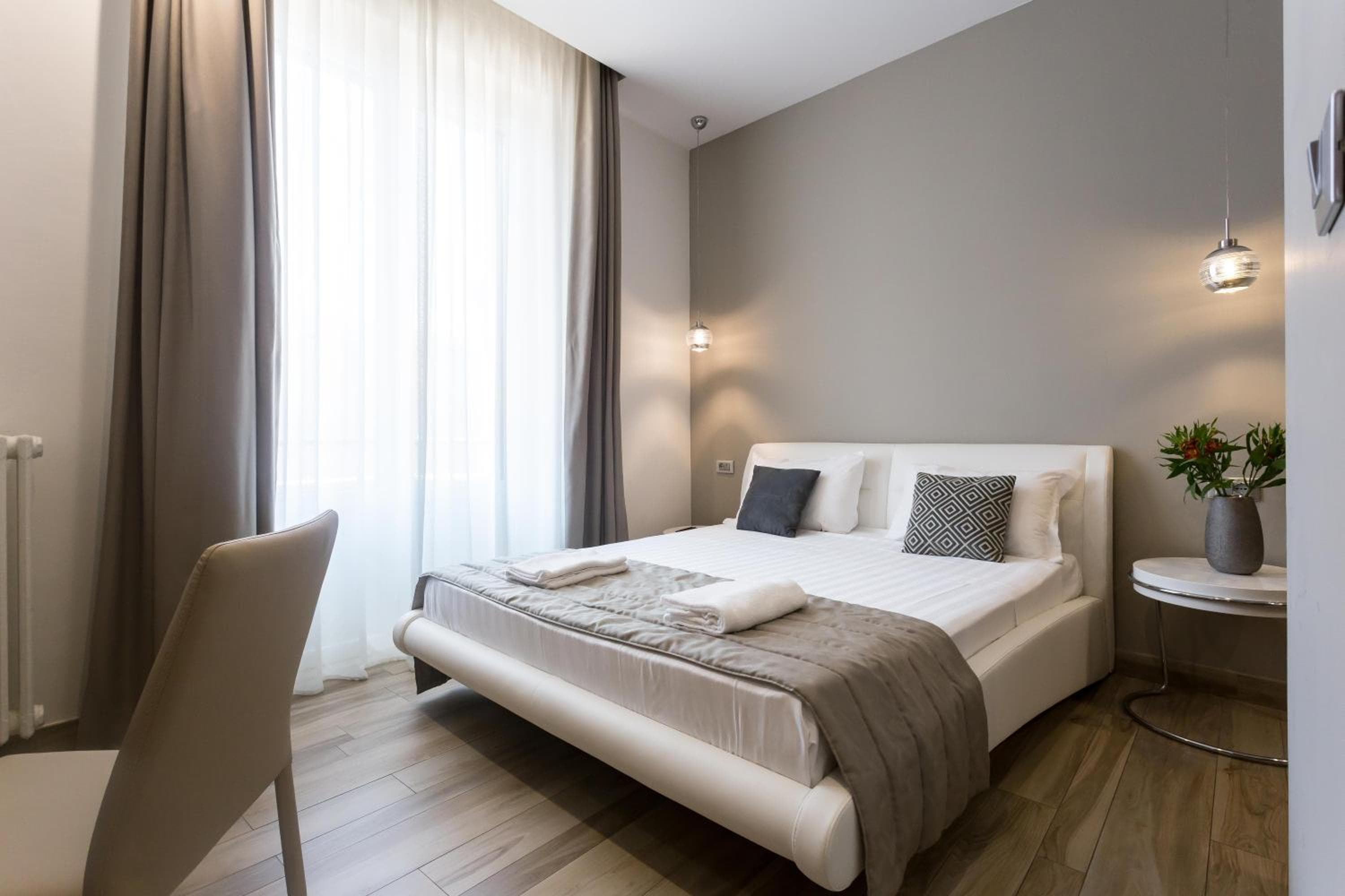 ApartHotel Durini, Milan, photo 2