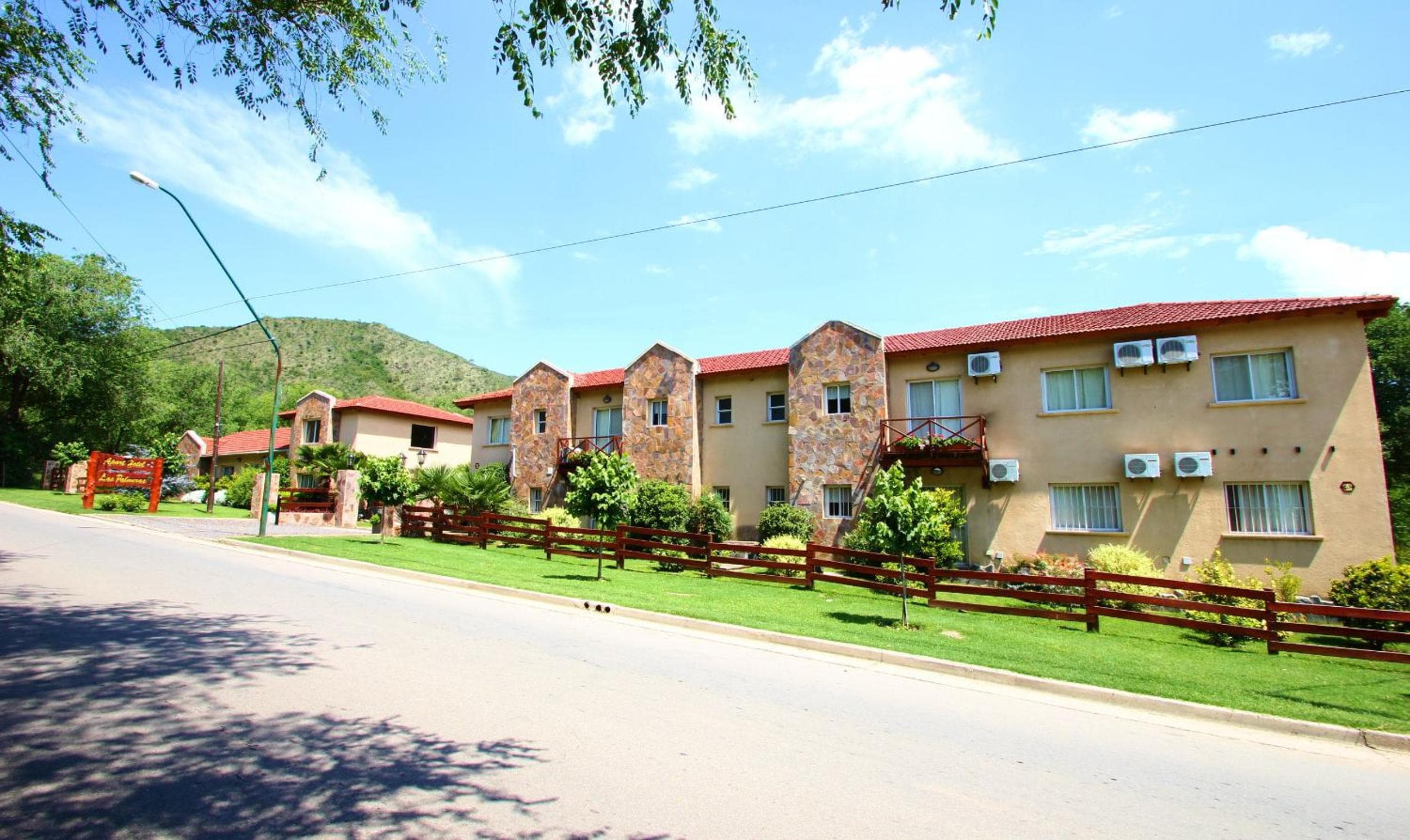Apart Hotel Las Palmeras, Villa General Belgrano