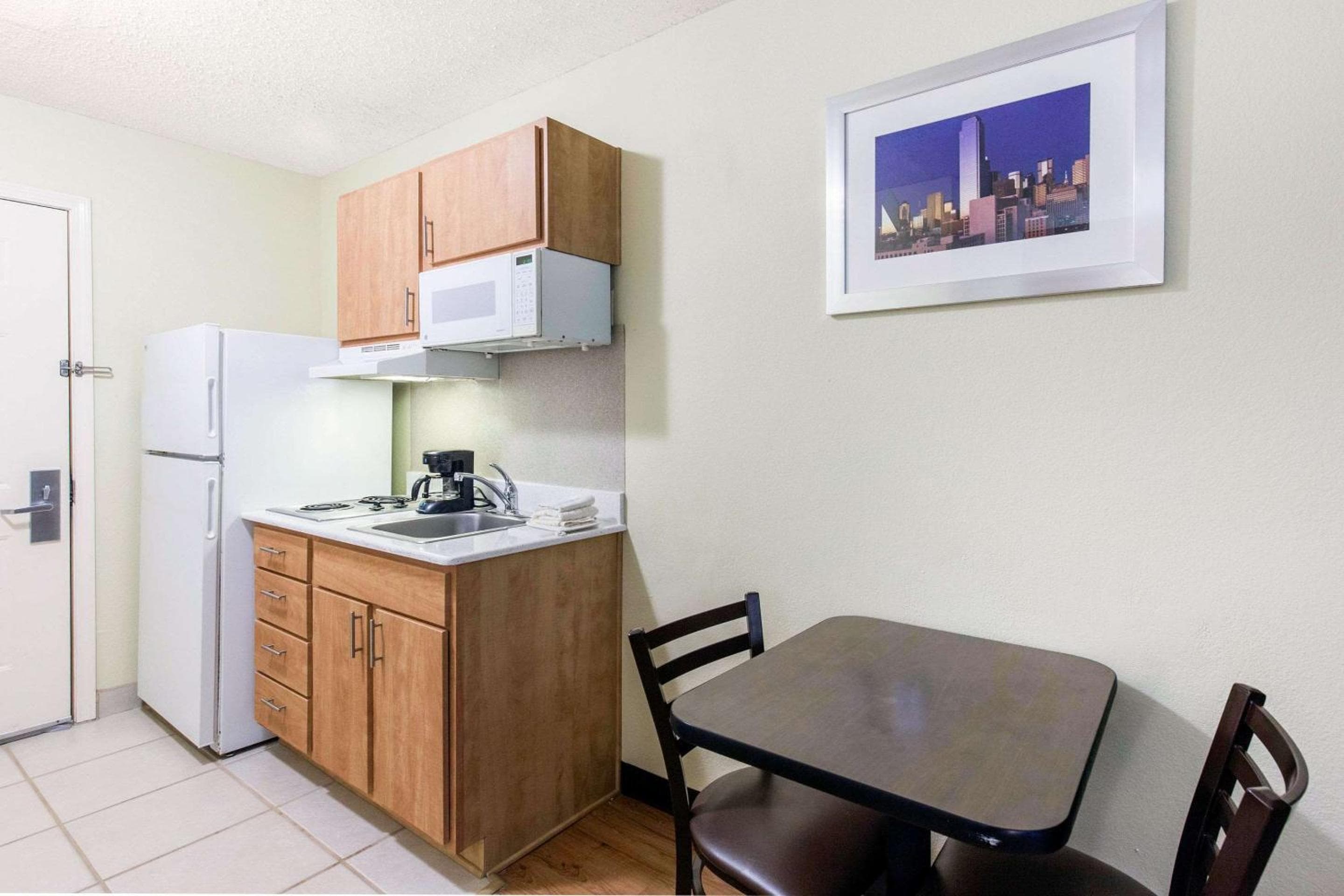Hawthorn Extended Stay by Wyndham Lewisville, Lewisville, photo 4