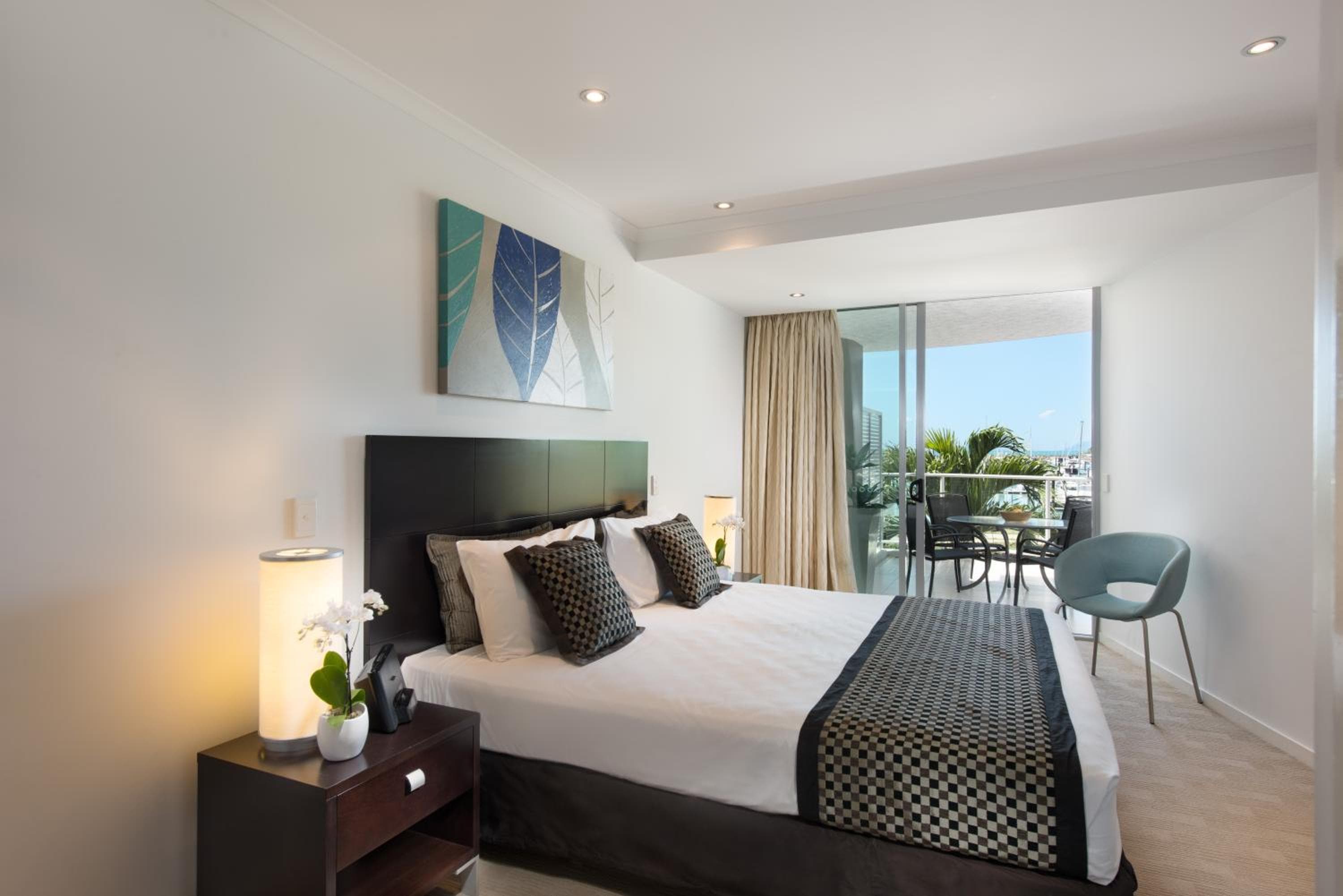 at Marina Shores, Airlie Beach, photo 4
