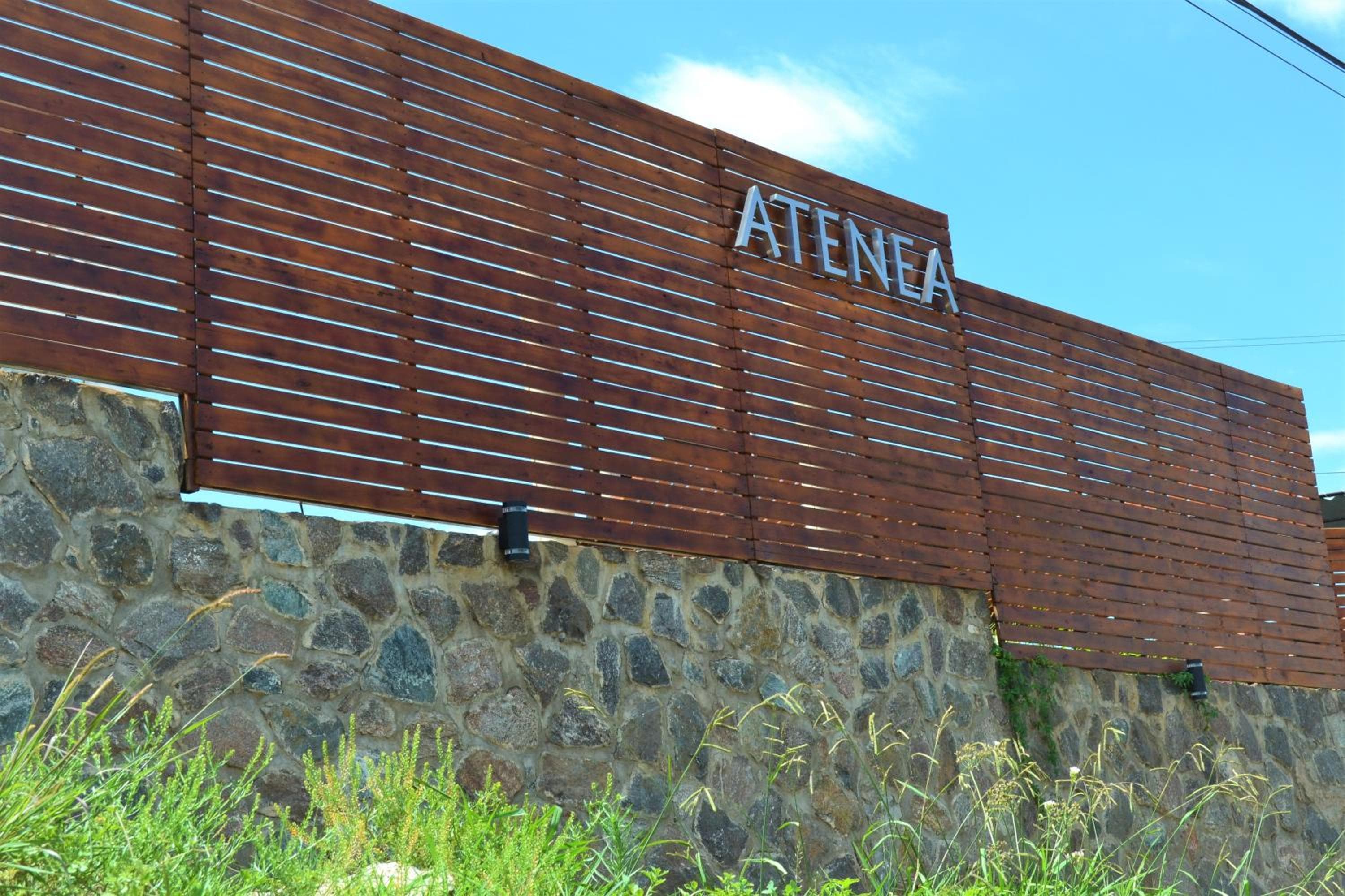 Atenea, Villa Carlos Paz