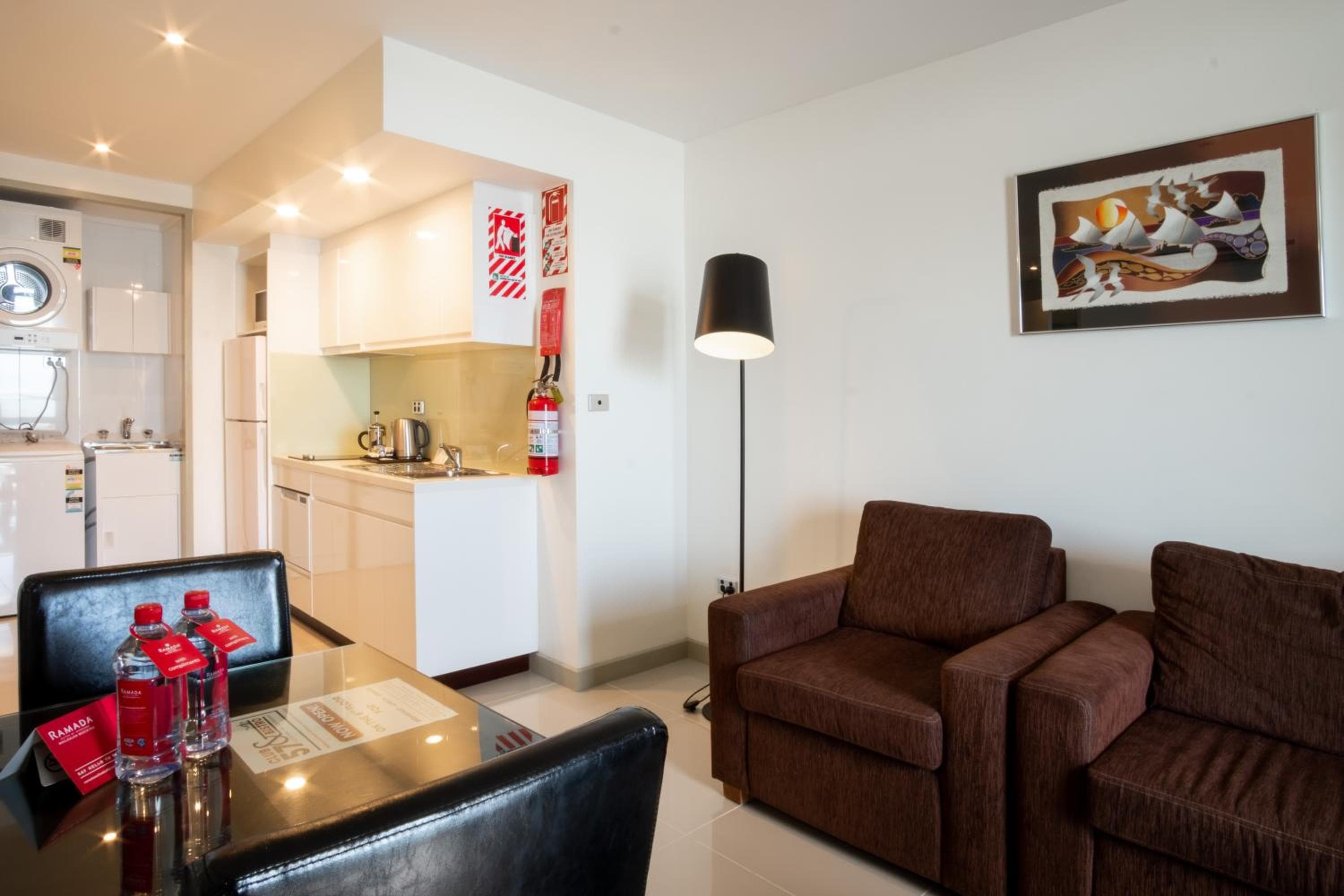 Ramada Suites by Wyndham Wailoaloa Beach Fiji, Nadi, photo 3