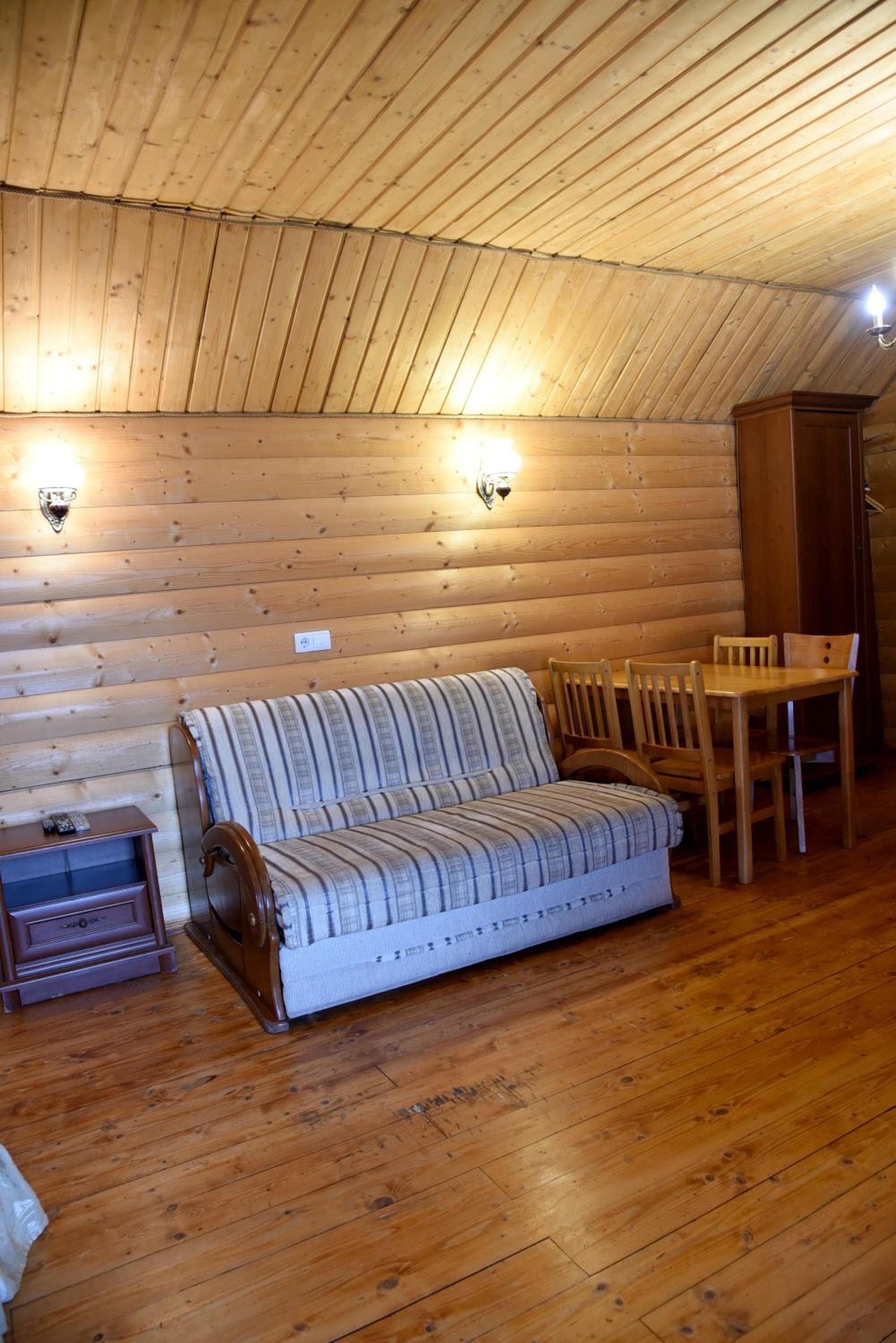 Castle Belvedere, Bukovel, photo 4