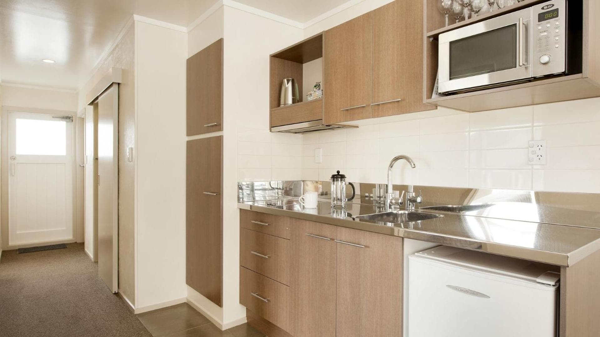 Hananui Lodge and Apartments, Russell, photo 6