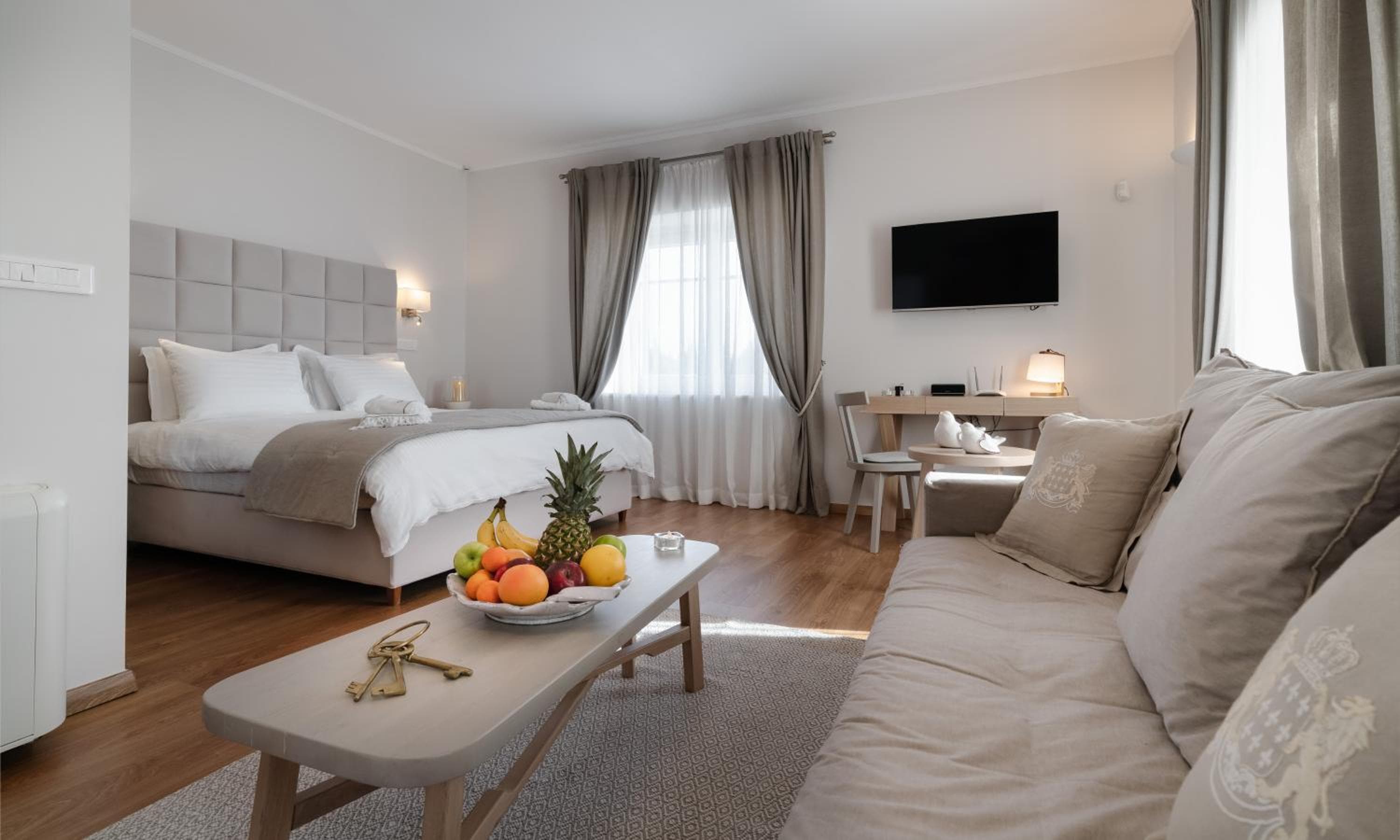 Porto Vecchio Luxury Suites, Spetses, photo 4