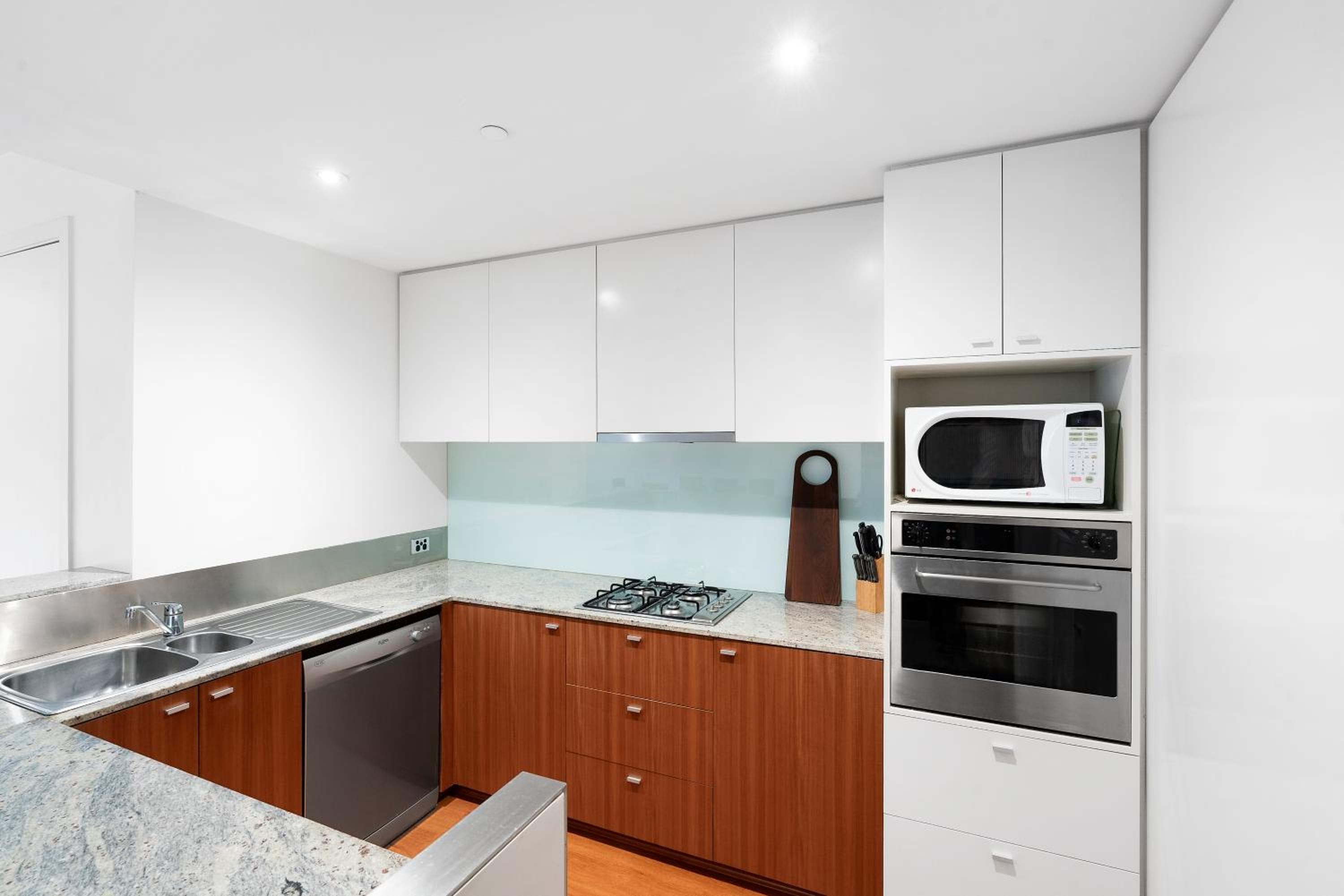 Brighton Bay Apartments, Melbourne, photo 6