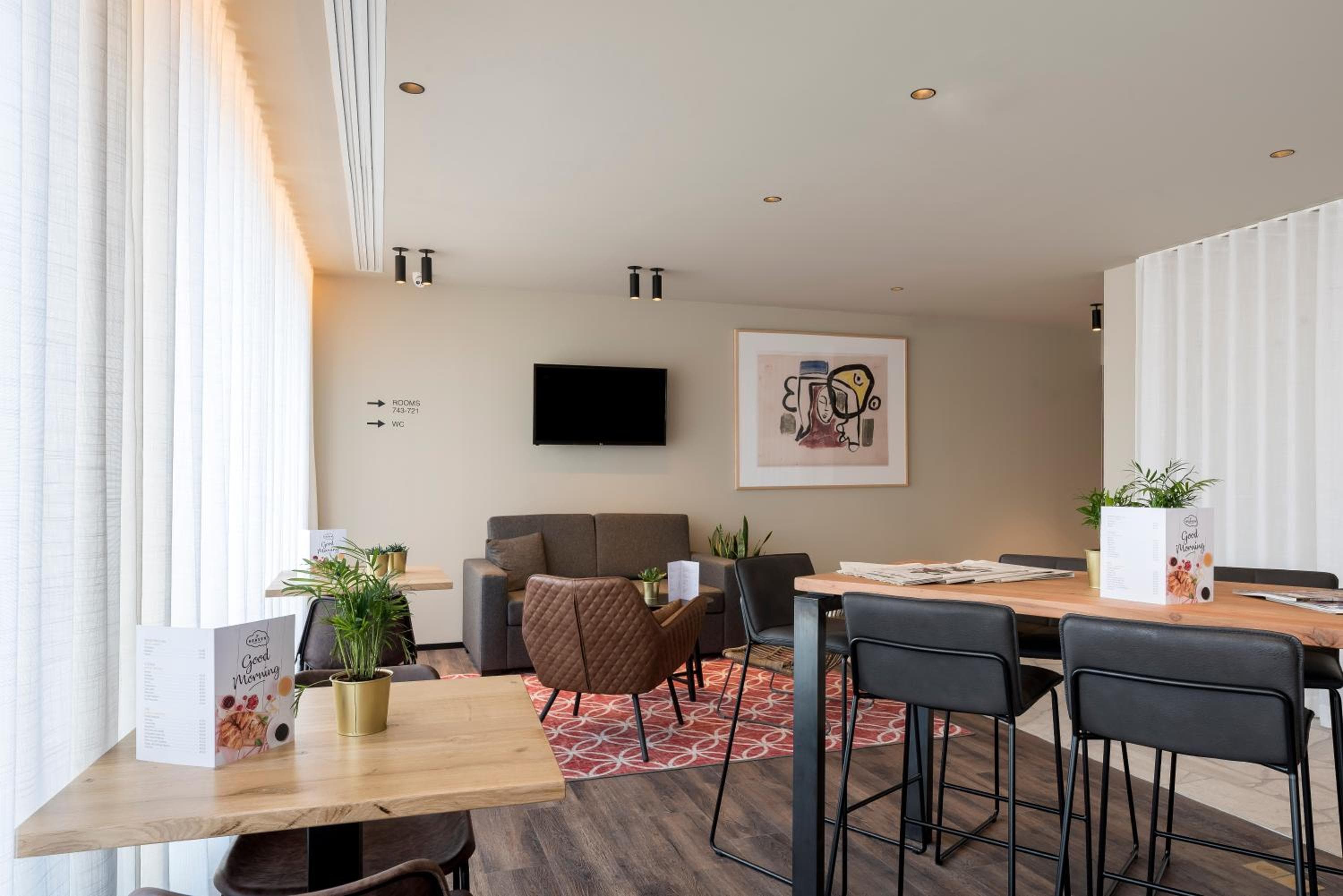 PREMIER SUITES Antwerp, Antwerp, photo 6