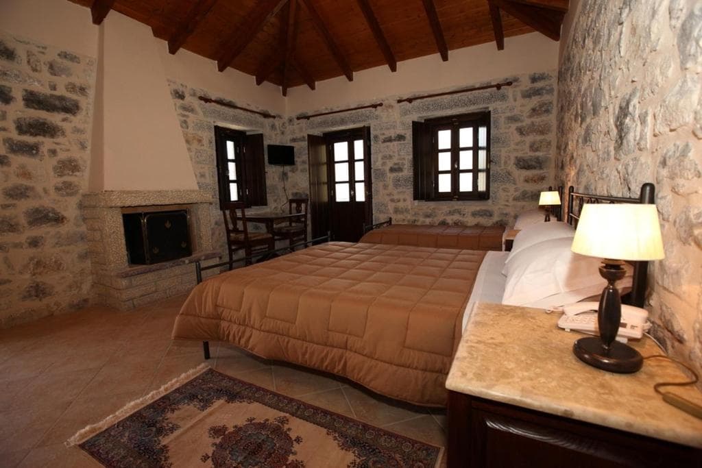 Vasilios Apartments Hotel, Limeni, photo 5