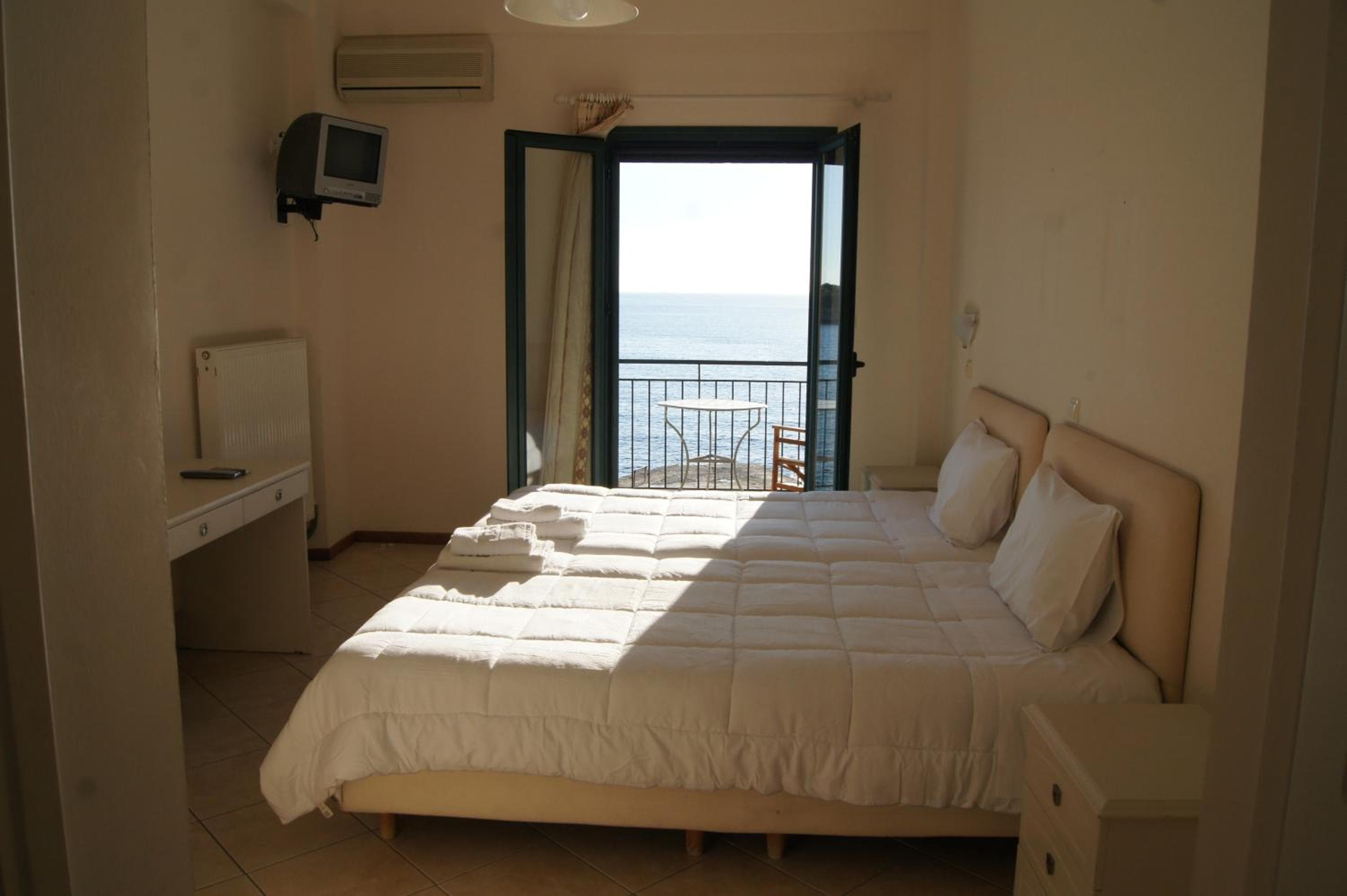 Gorgones, sea-front, great view, Kardamili, photo 5